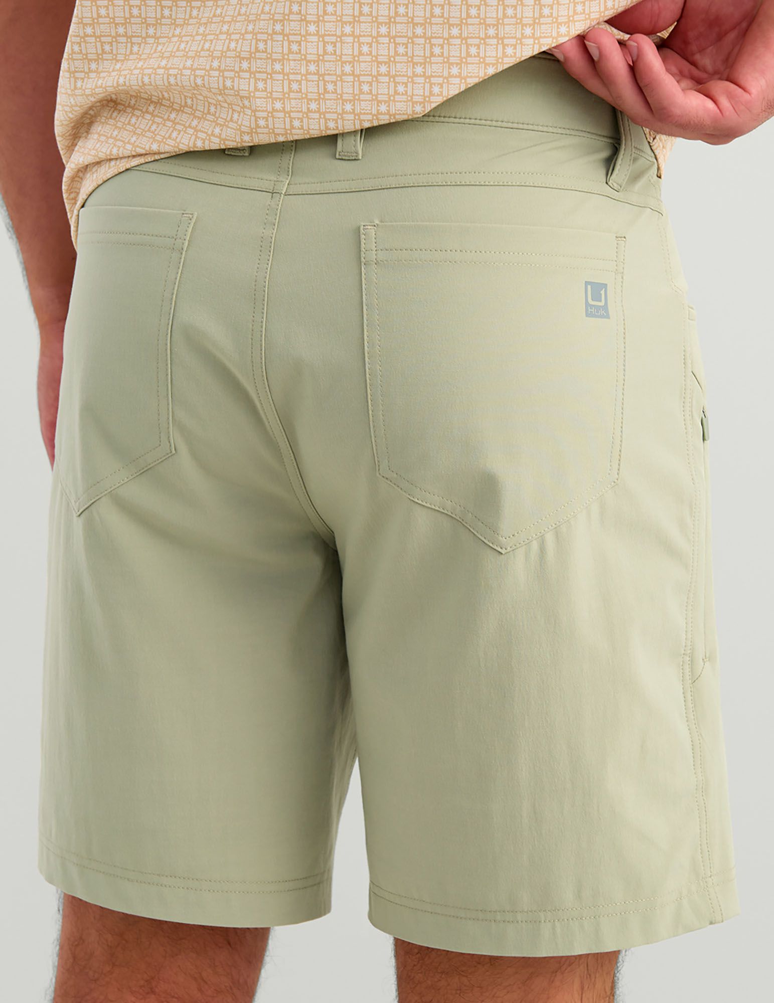 HUK Men's 9" Kona Shorts product image