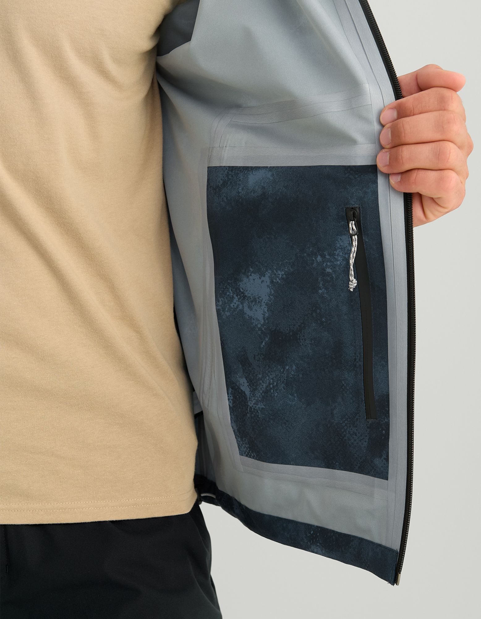 HUK Men's Storm 3L Printed Jacket product image