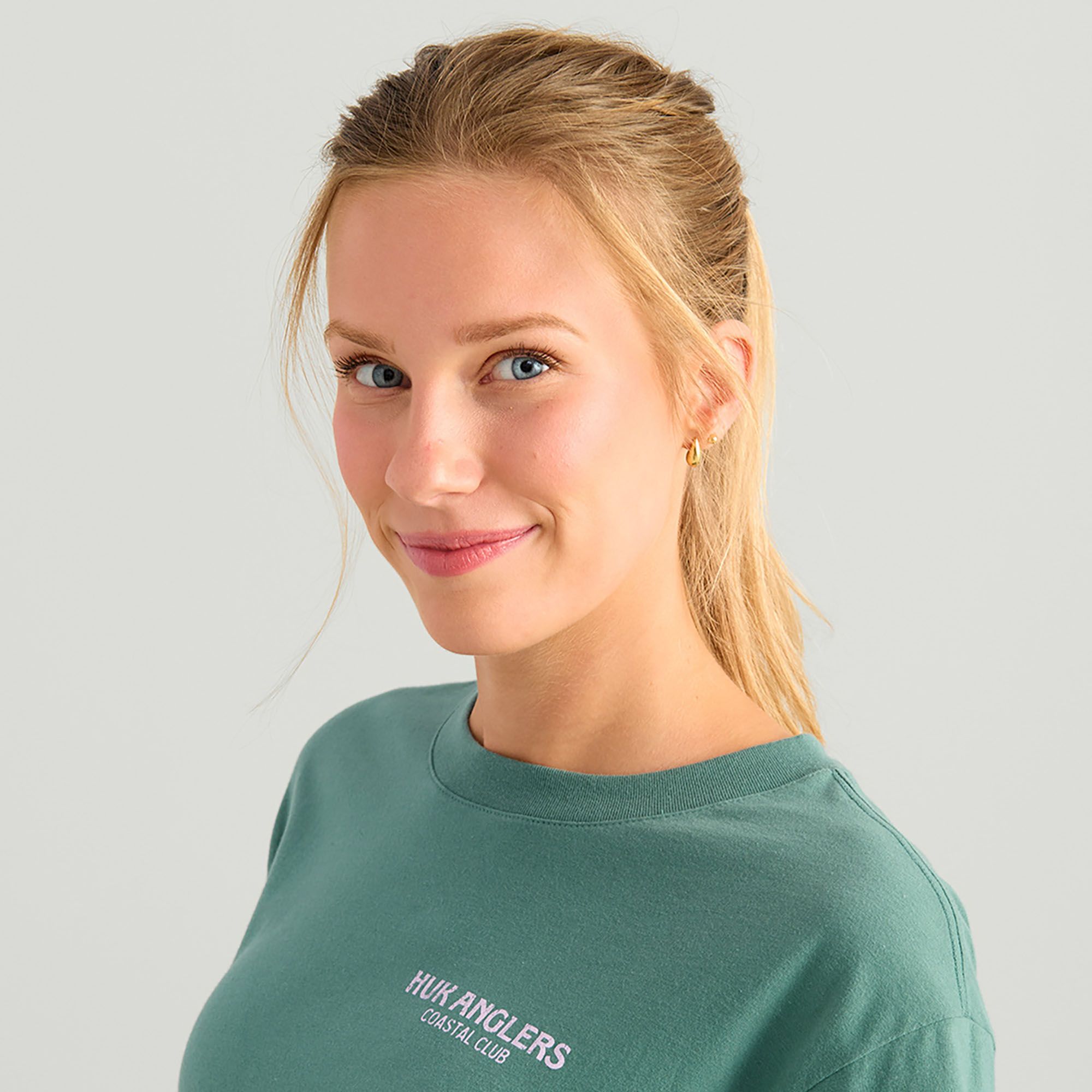 HUK Women's Coastal Club T-Shirt product image