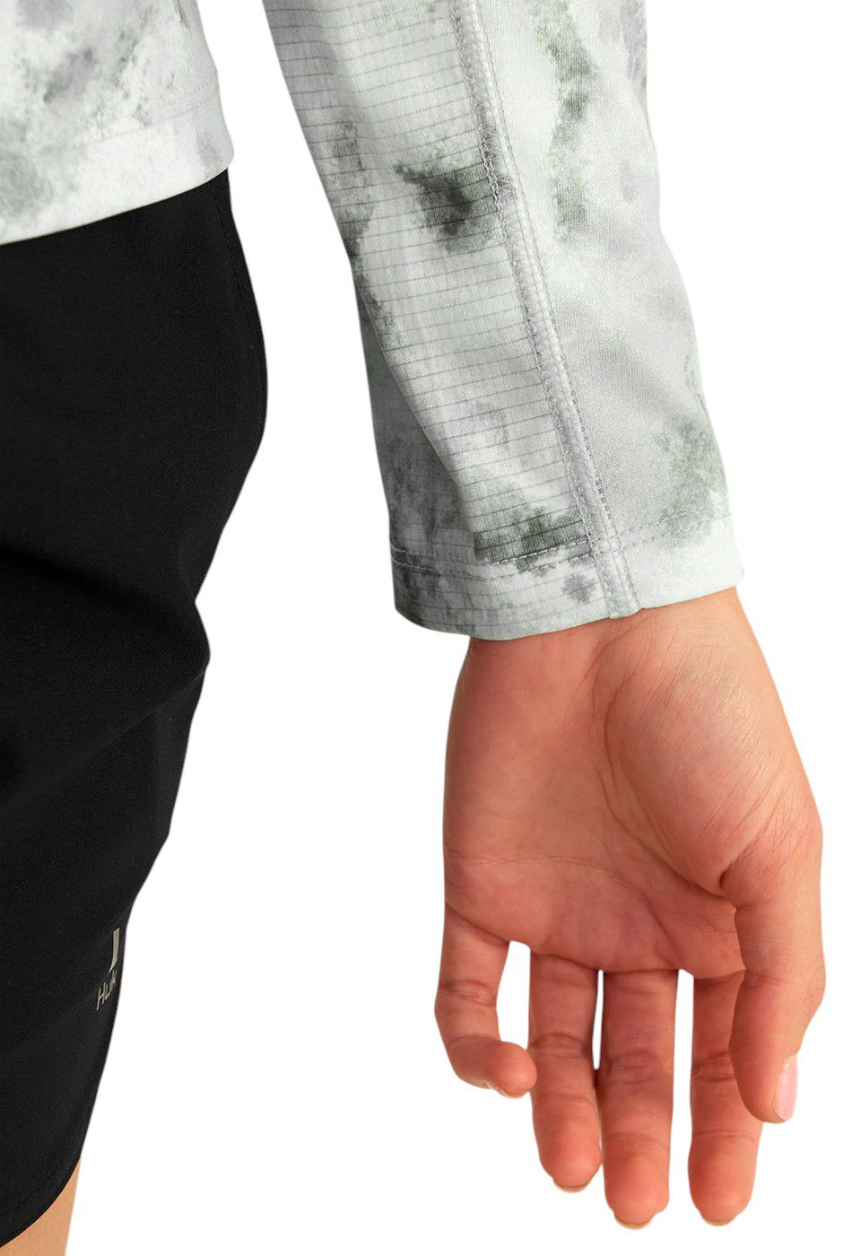 HUK Women's Icon Printed Hoodie product image