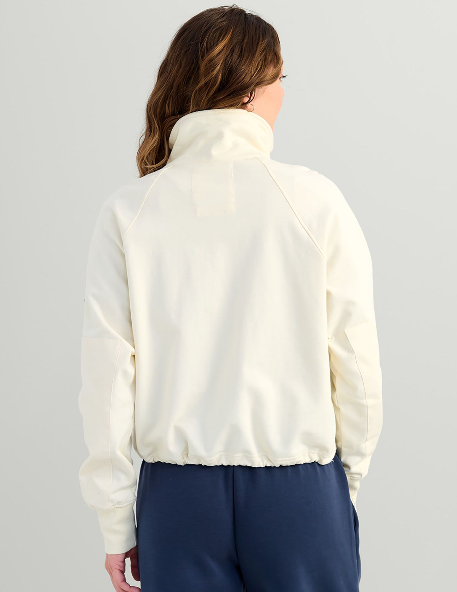 HUK Women's Cruiser Hybrid 1/2 Zip Pullover product image