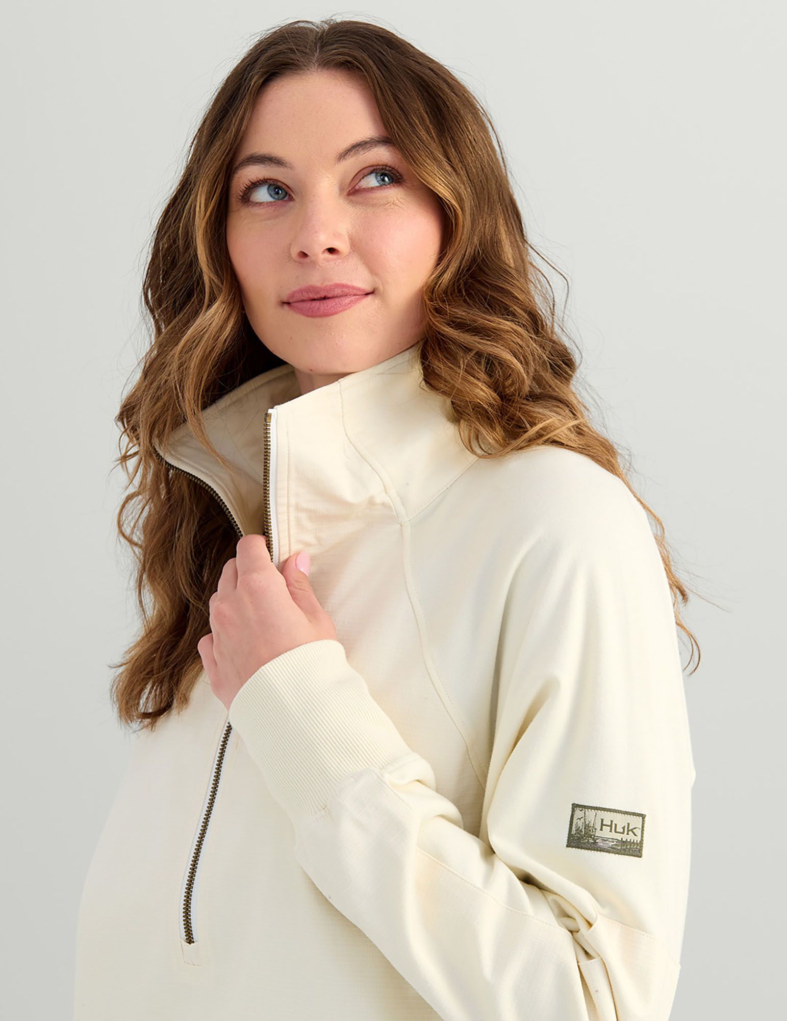 HUK Women's Cruiser Hybrid 1/2 Zip Pullover product image