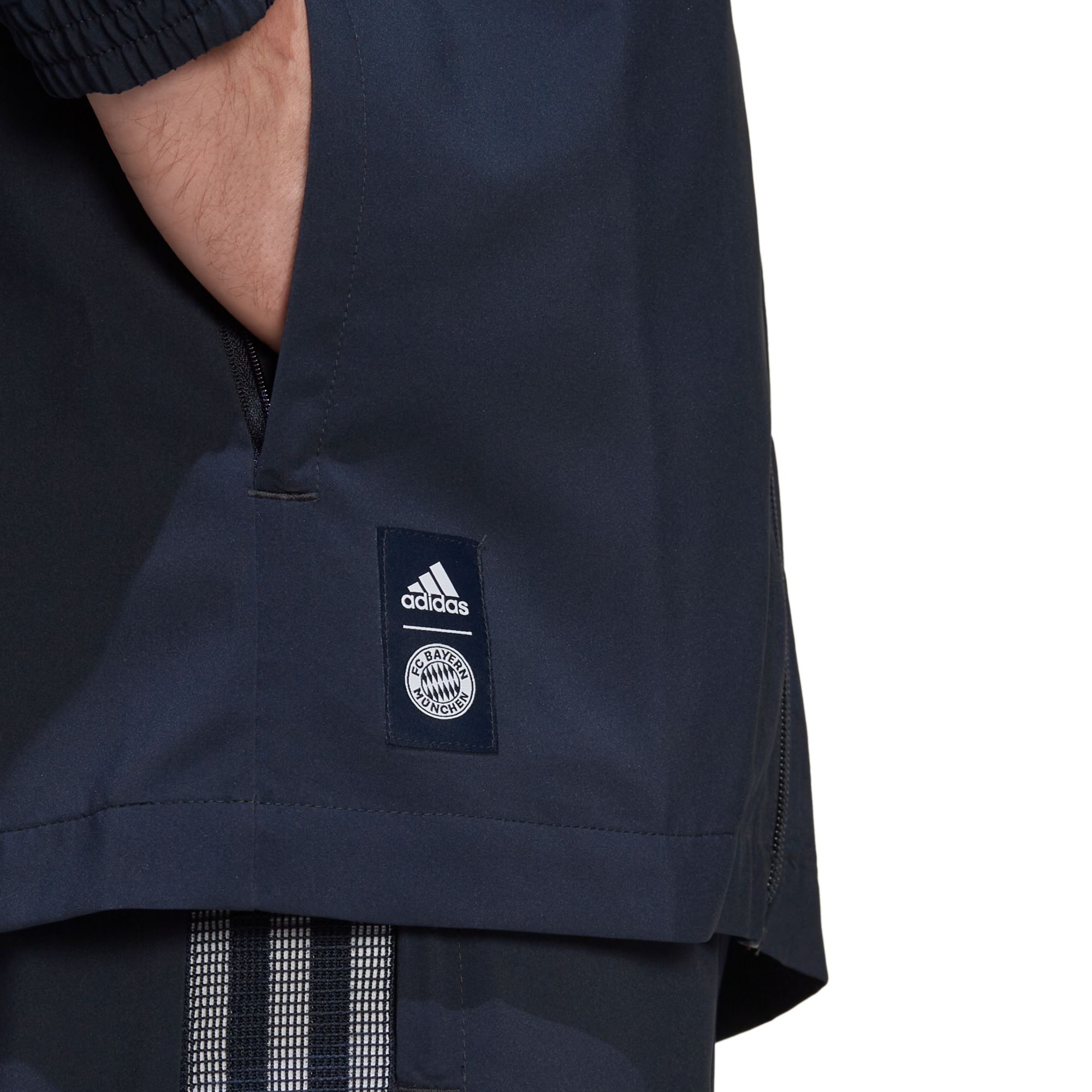 adidas Bayern Munich Q2  Windbreaker Jacket product image