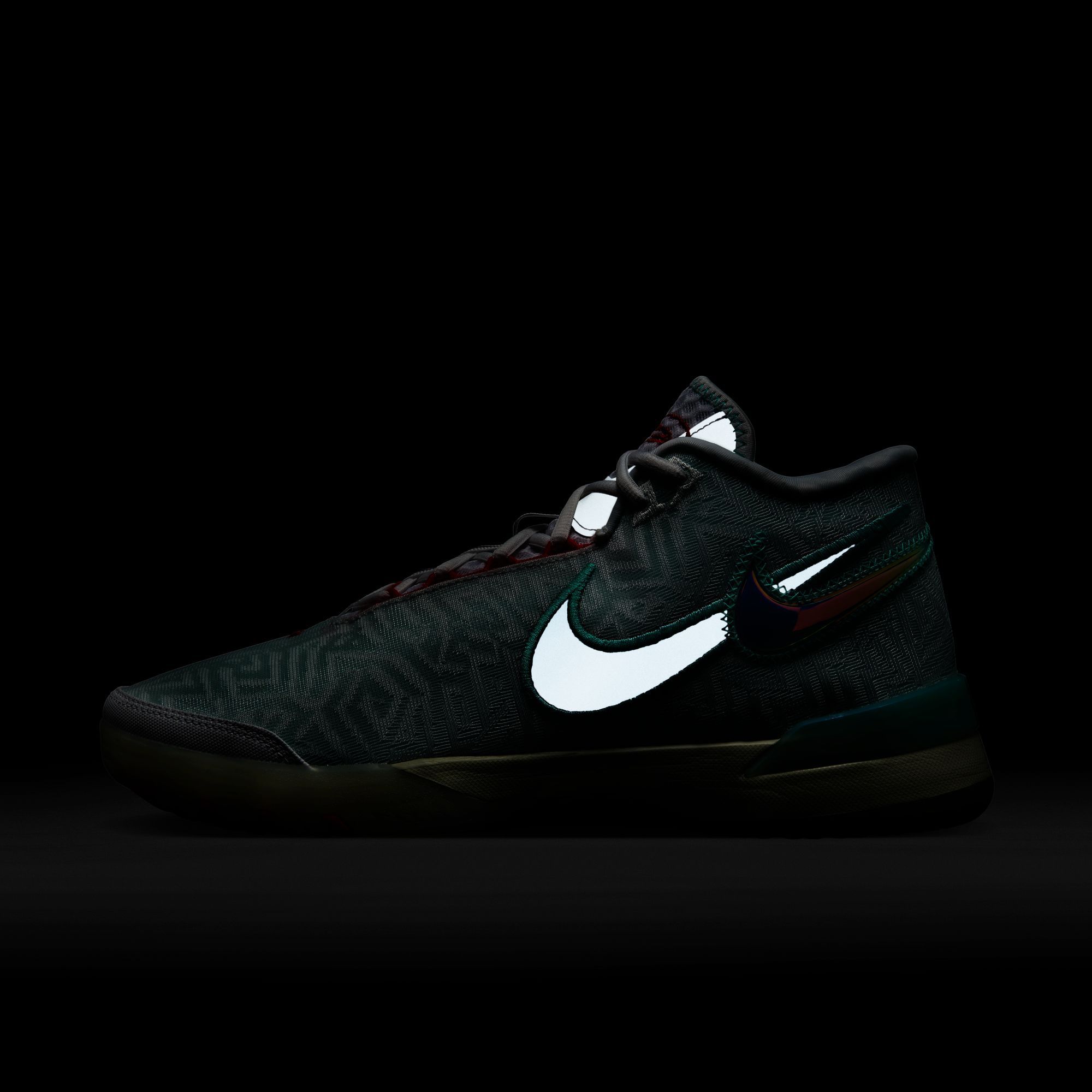 Nike LeBron NXXT Genisus Basketball Shoes product image