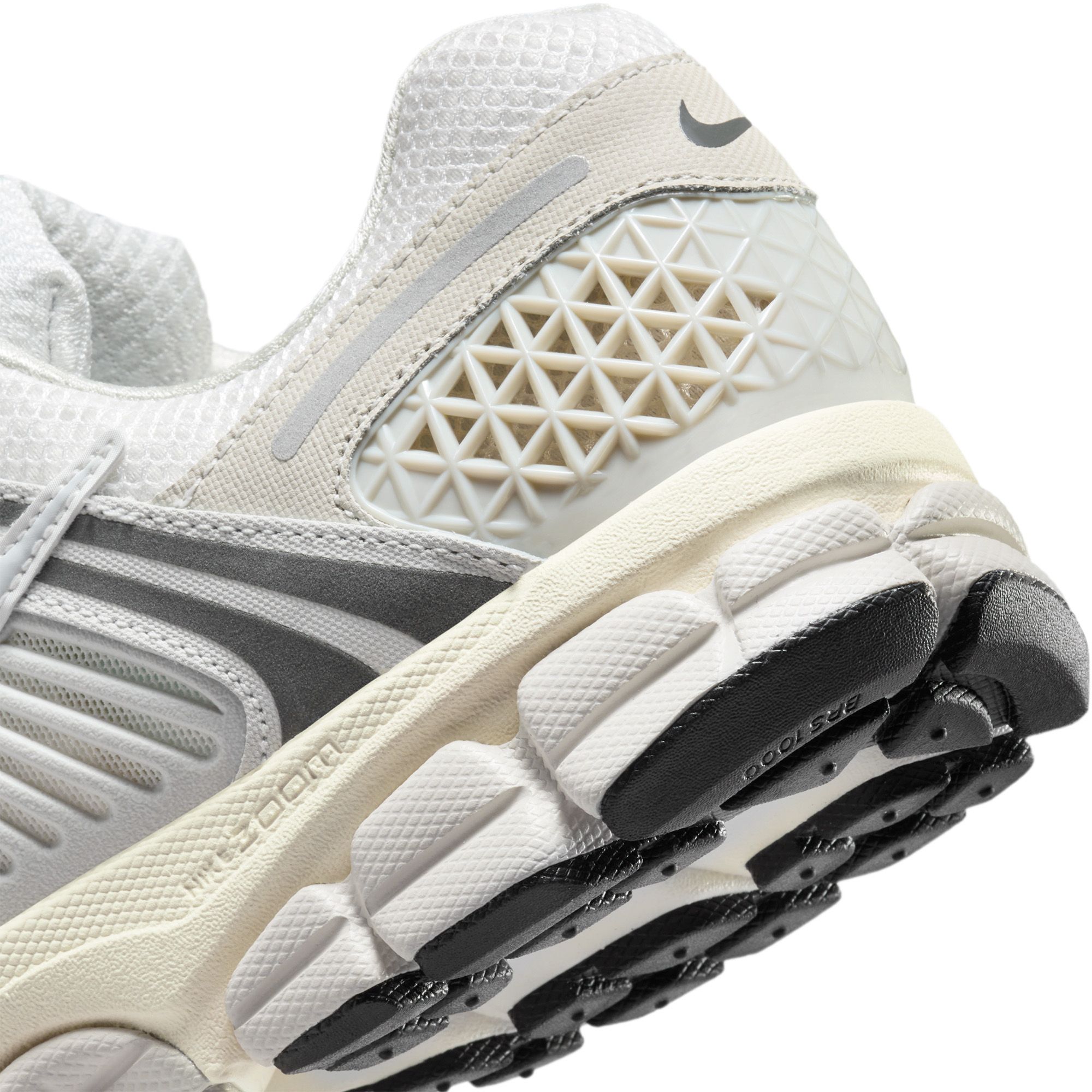 Nike Men's Zoom Vomero 5 Shoes product image