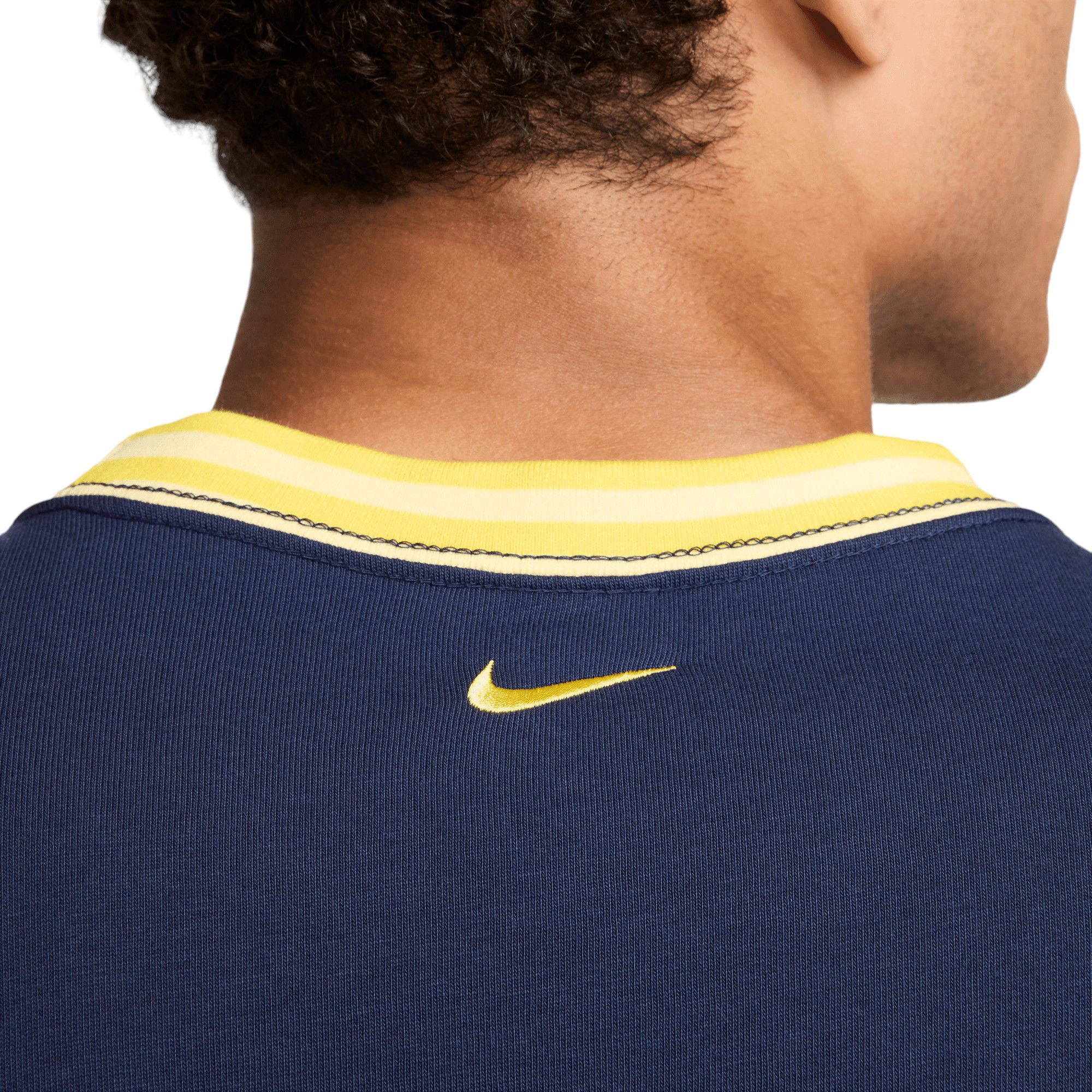 Nike Adult Paris Saint-Germain Essential Navy T-Shirt product image