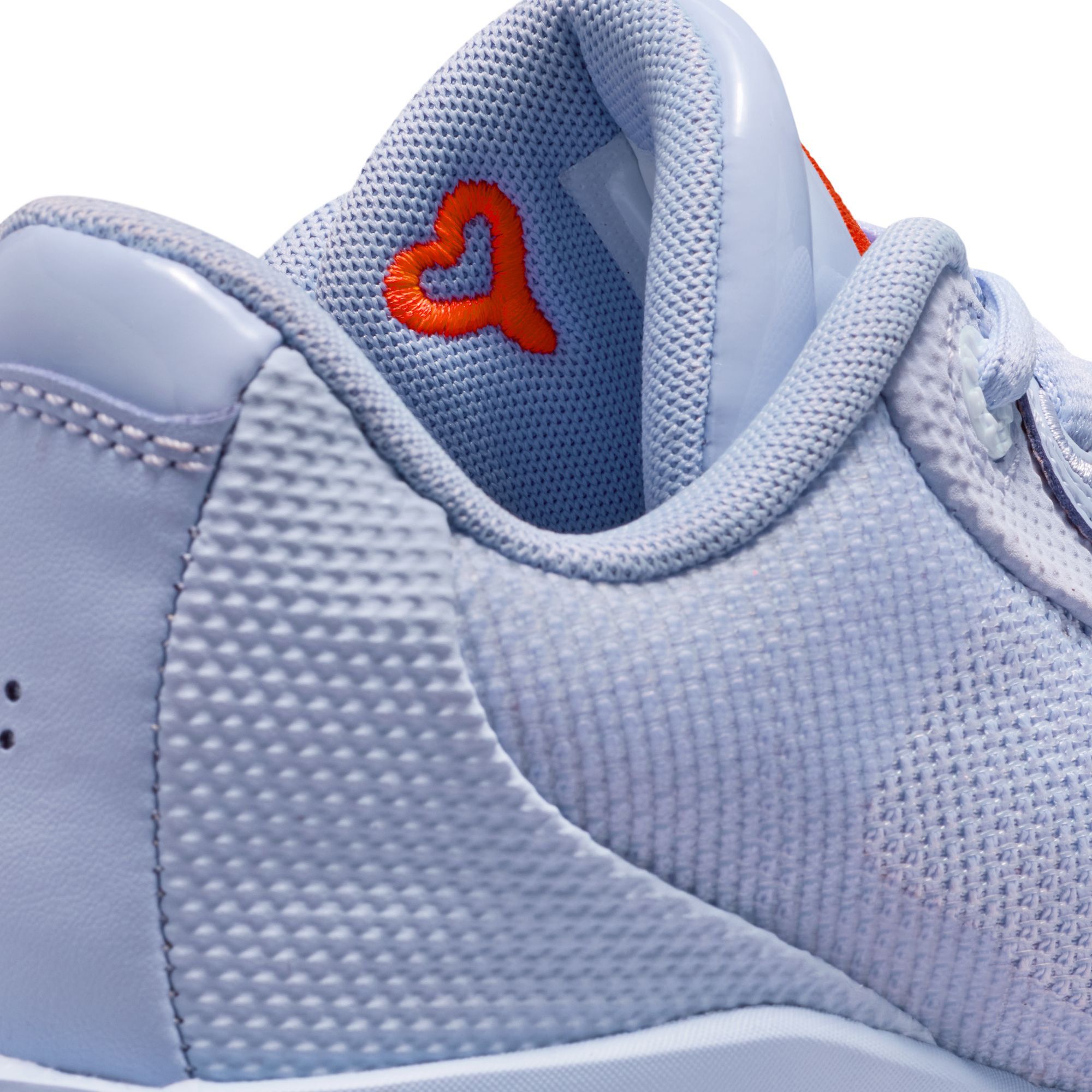 Jordan Kids' Grade School Luka .77 Basketball Shoes product image