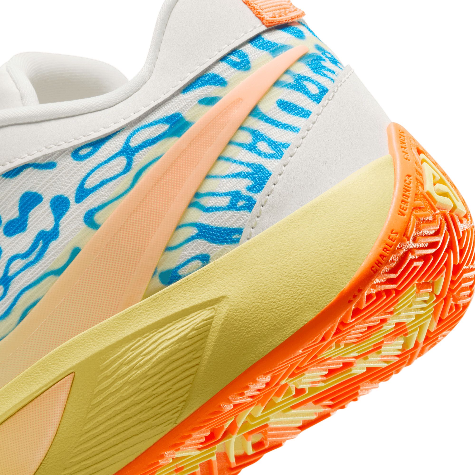 Nike Kids' Grade School Giannis Freak 6 Basketball Shoes product image