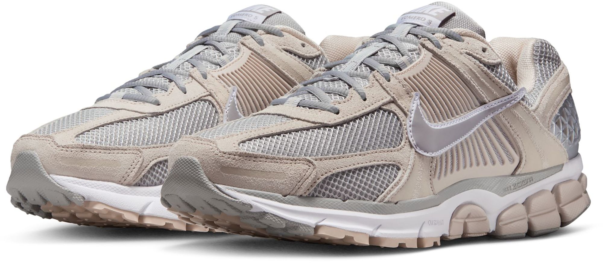 Nike Men's Zoom Vomero 5 Shoes product image