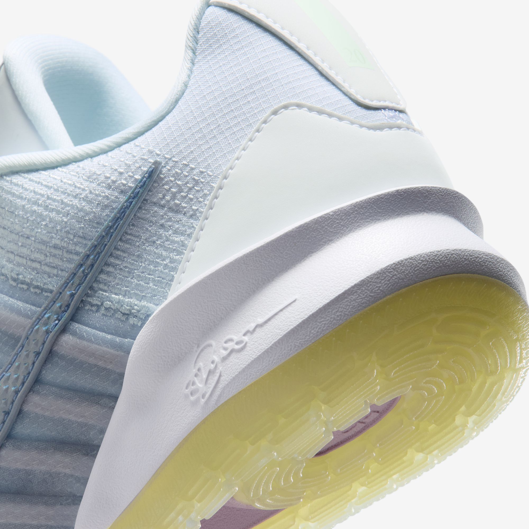 Nike Sabrina 3 'Infinite' Basketball Shoes product image