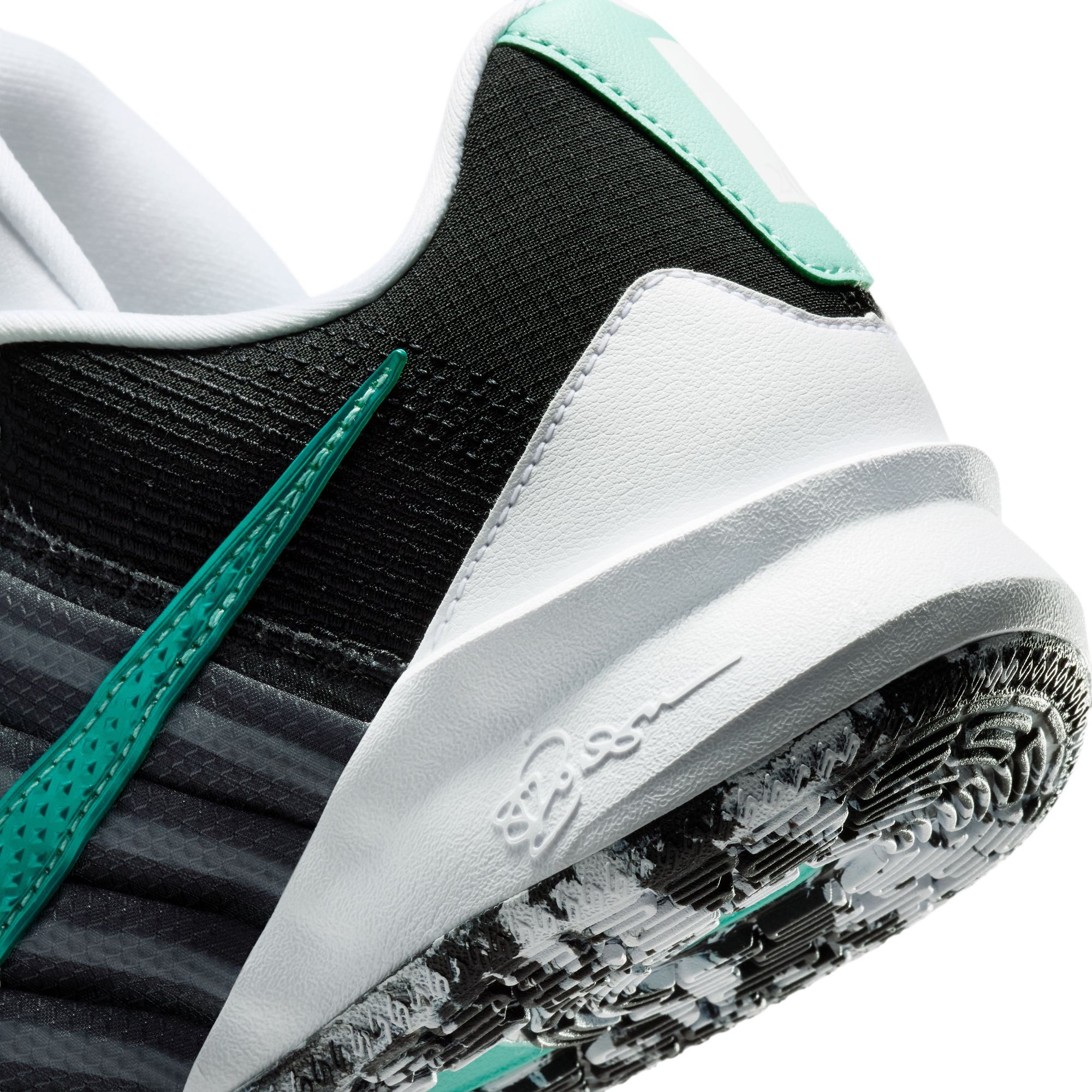 Nike Sabrina 3 'Big Ellie' Basketball Shoes product image