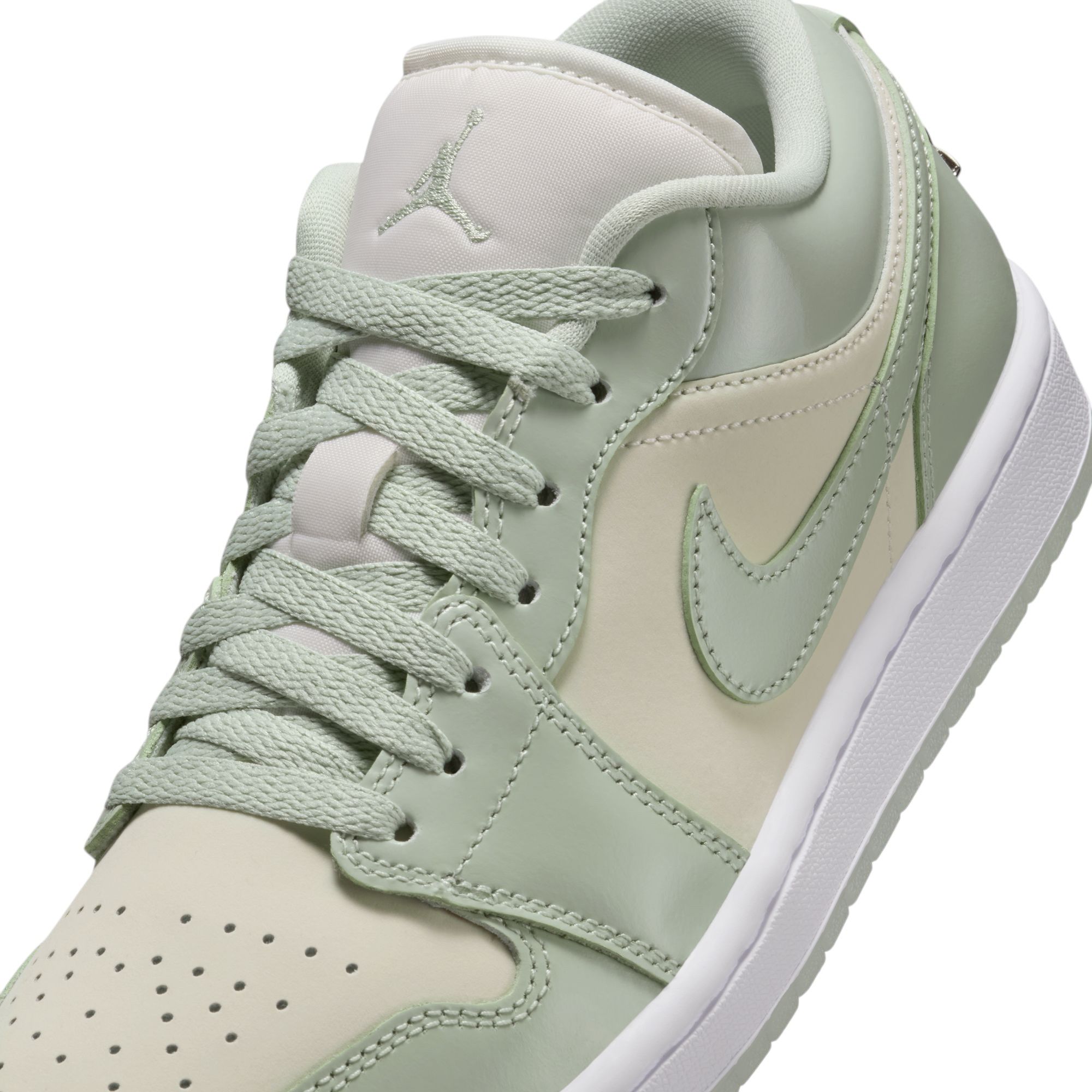 Air Jordan 1 Low SE Women's Shoes product image
