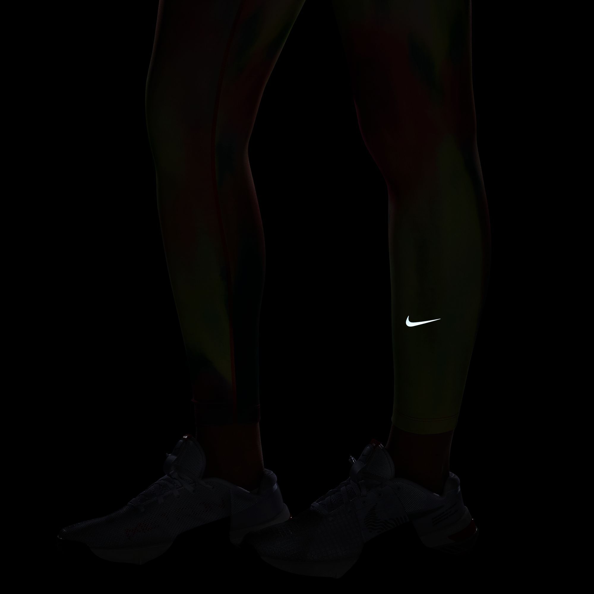 Nike Women's Artist Collection High-Waisted 7/8 Leggings product image