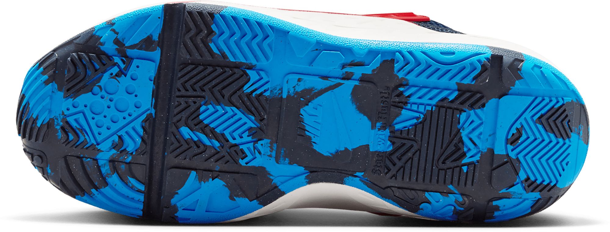 Nike Kids' Preschool Hustle D12 Basketball Shoes product image