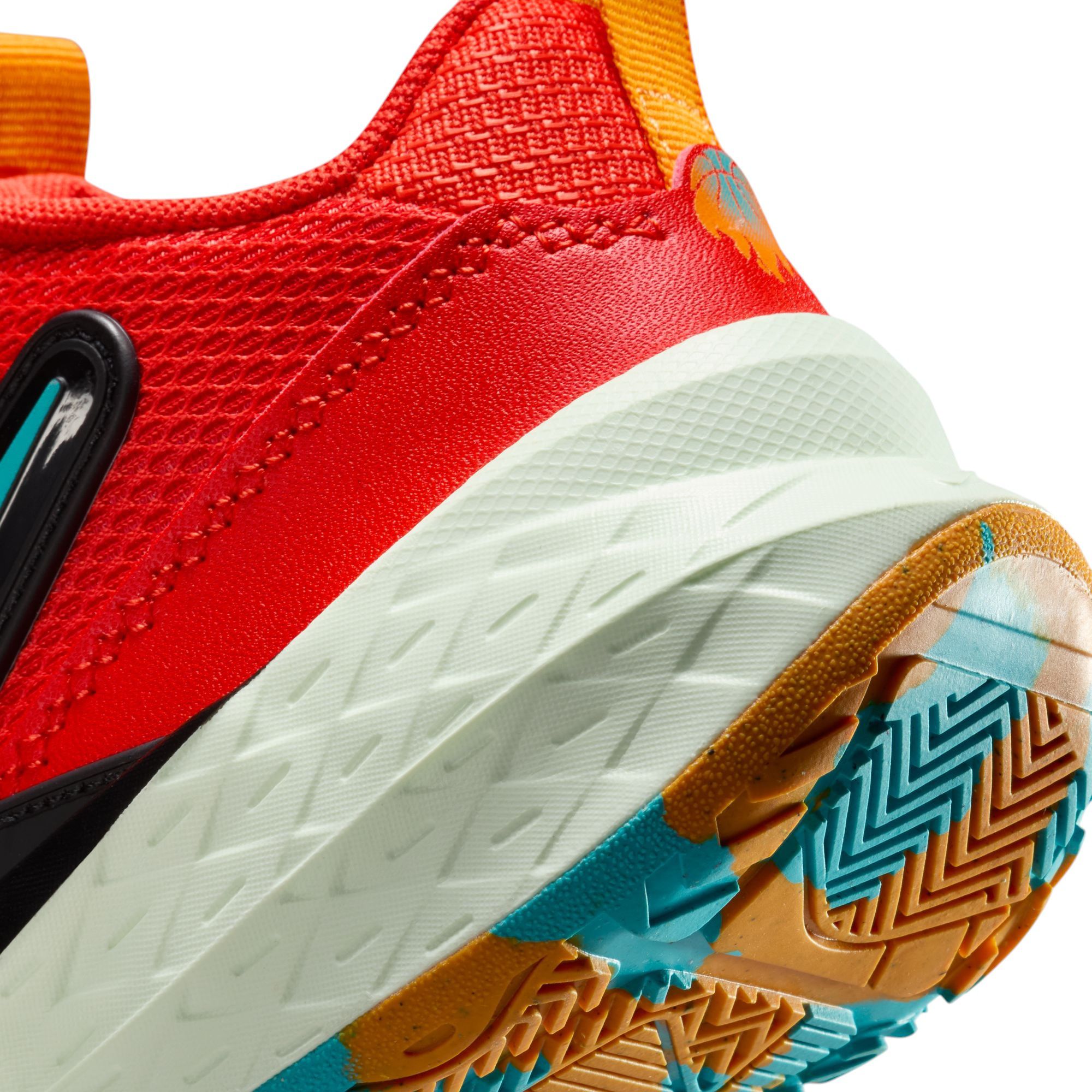 Nike Kids' Preschool Hustle D12 Basketball Shoes product image