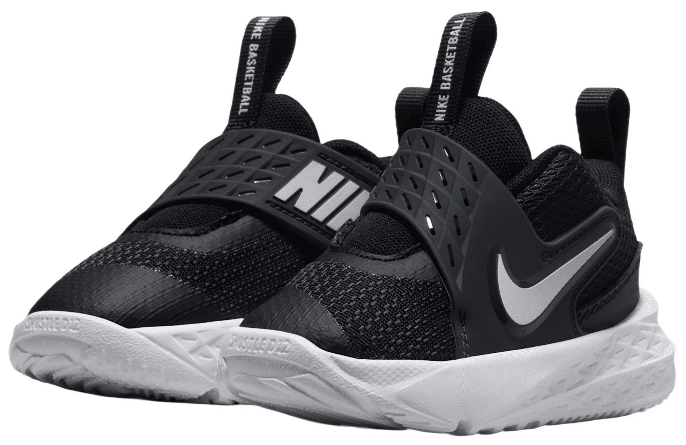 Nike Toddler Hustle D12 Basketball Shoes product image