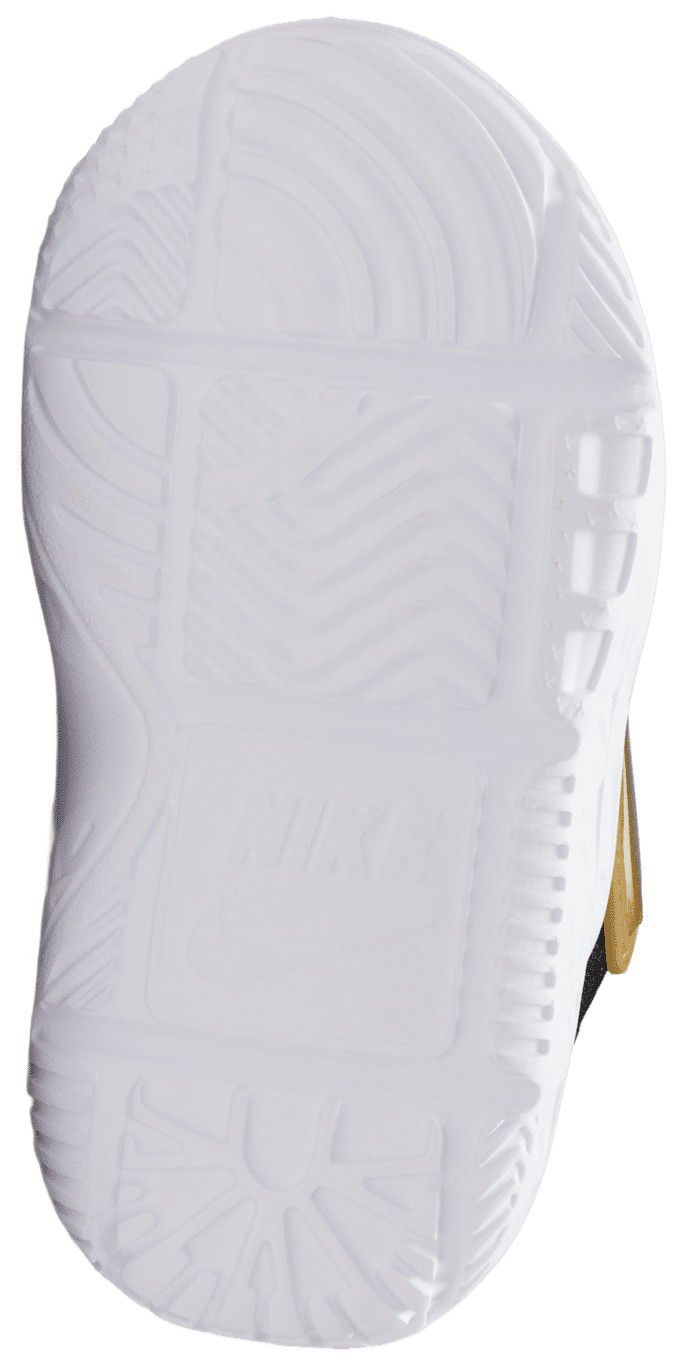 Nike Toddler Hustle D12 Basketball Shoes product image