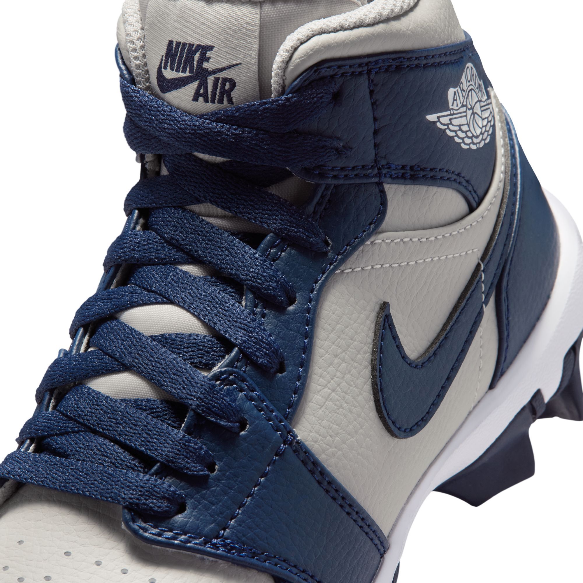 Jordan 1 Kids' Mid Multisport Cleats product image