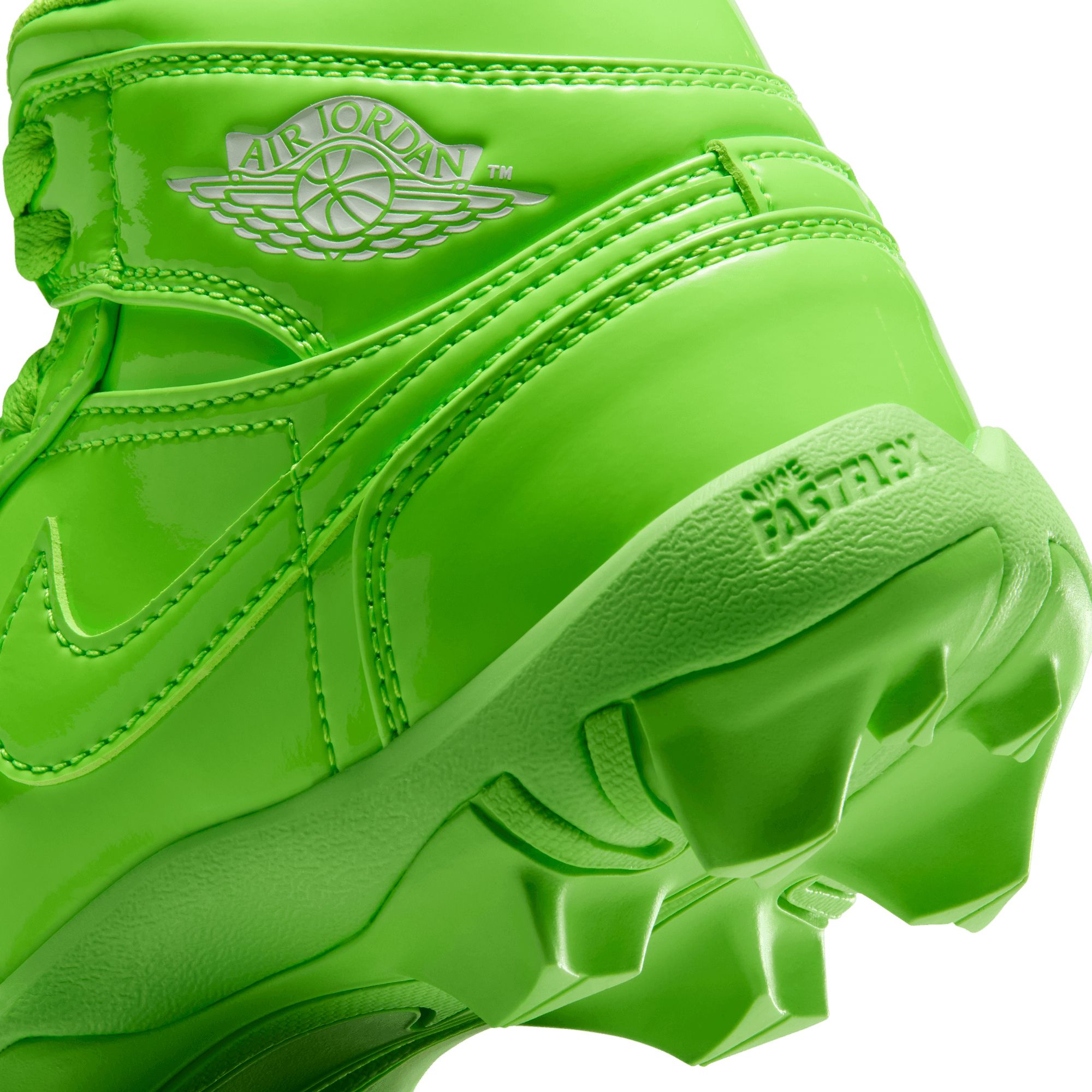 Jordan 1 Kids' Mid Multisport Cleats product image