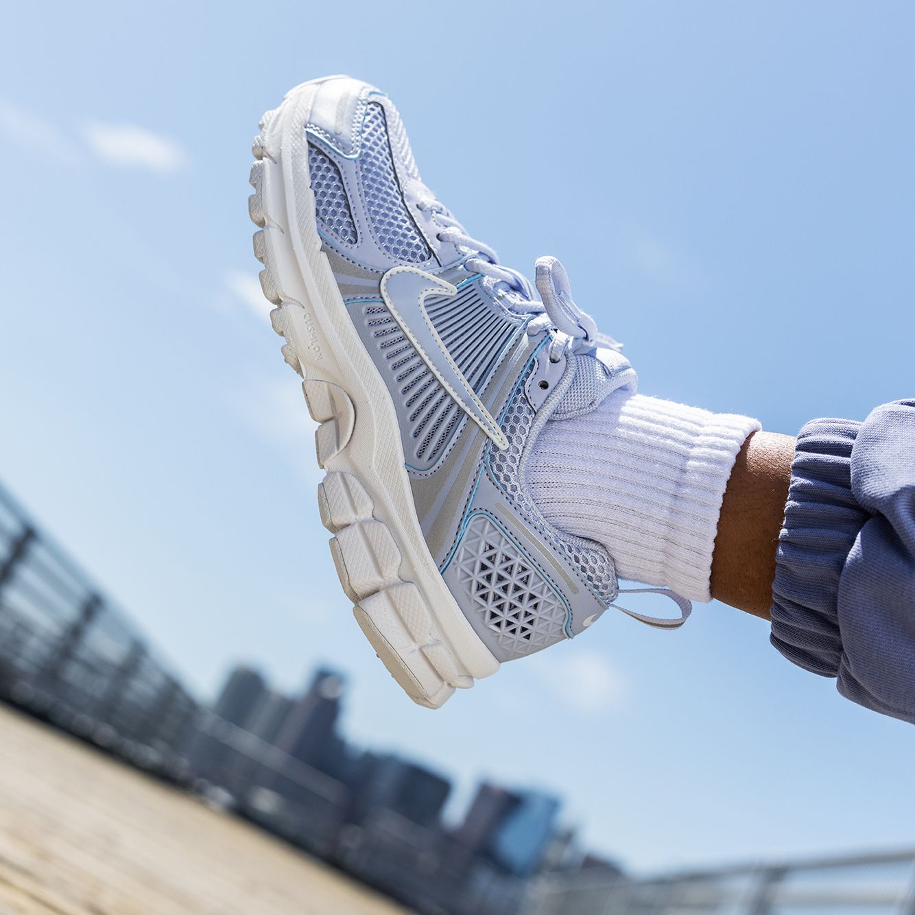 Nike Kids' Grade School Vomero 5 Shoes product image