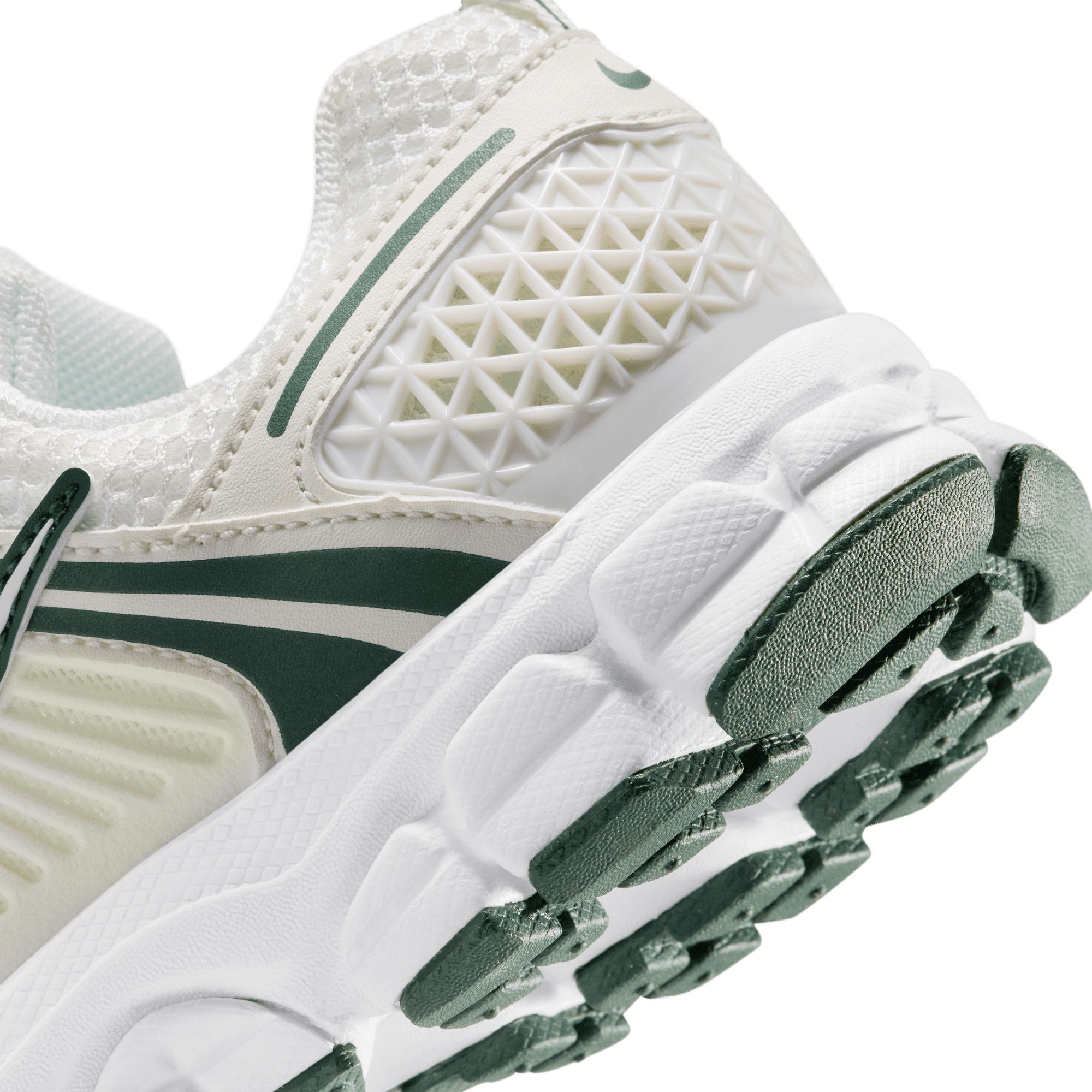 Nike Kids' Grade School Vomero 5 Shoes product image