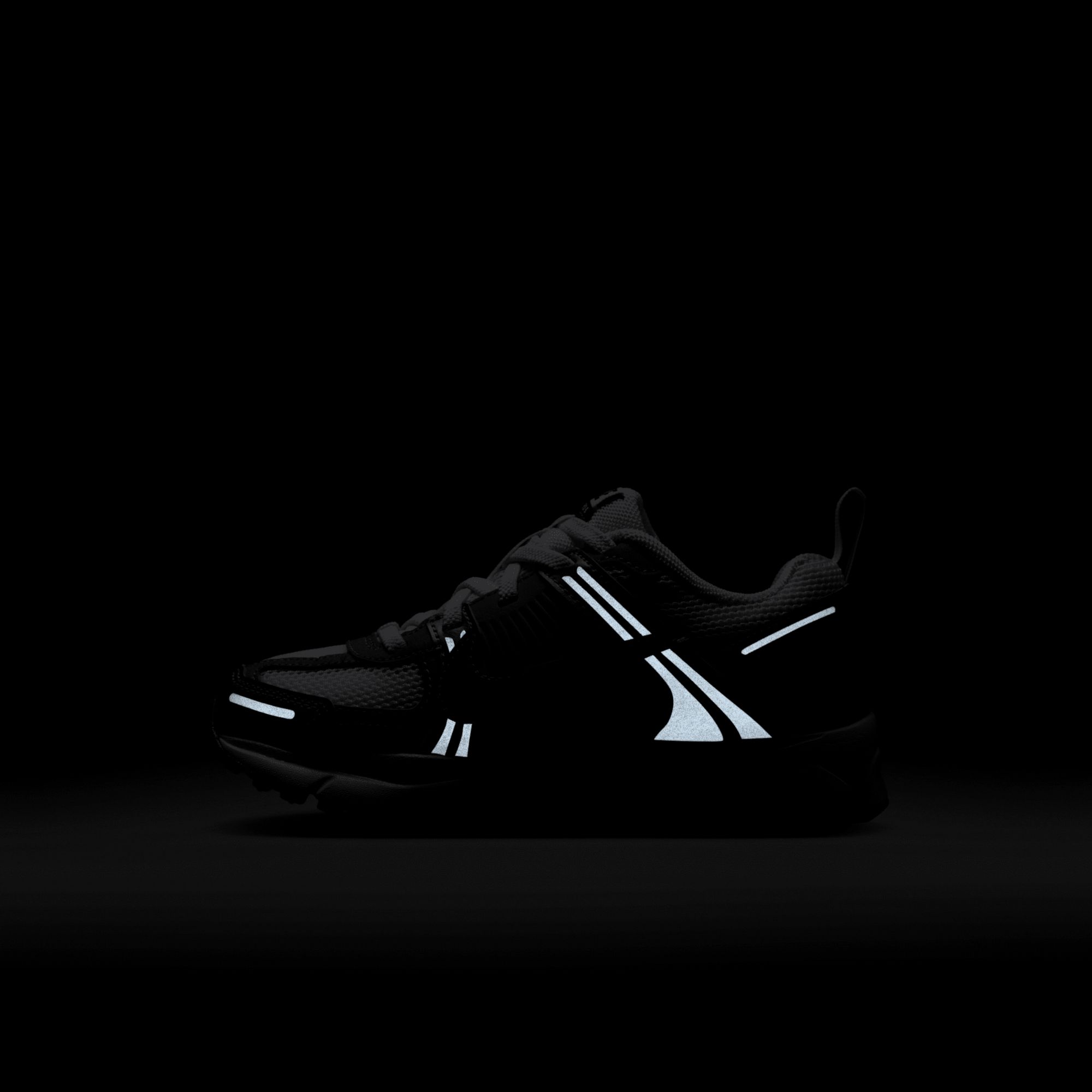 Nike Kids' Preschool Vomero 5 Shoes product image