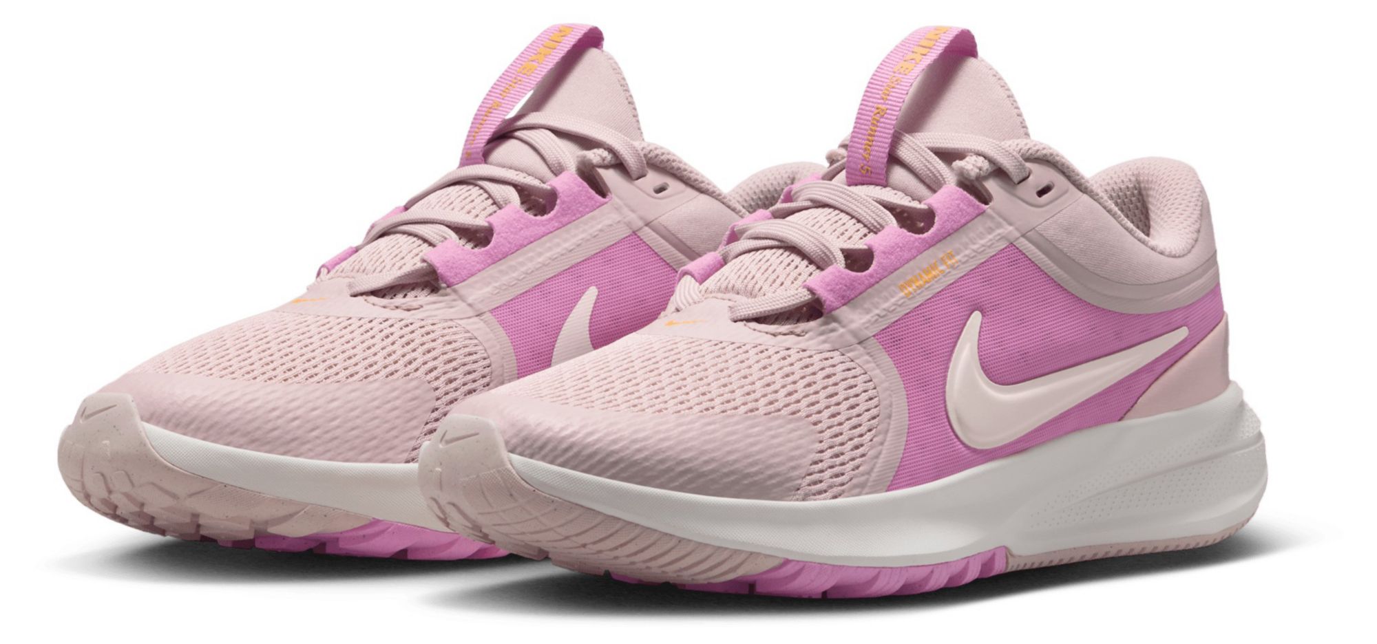 Nike Kids' Grade School Star Runner 5 Shoes product image