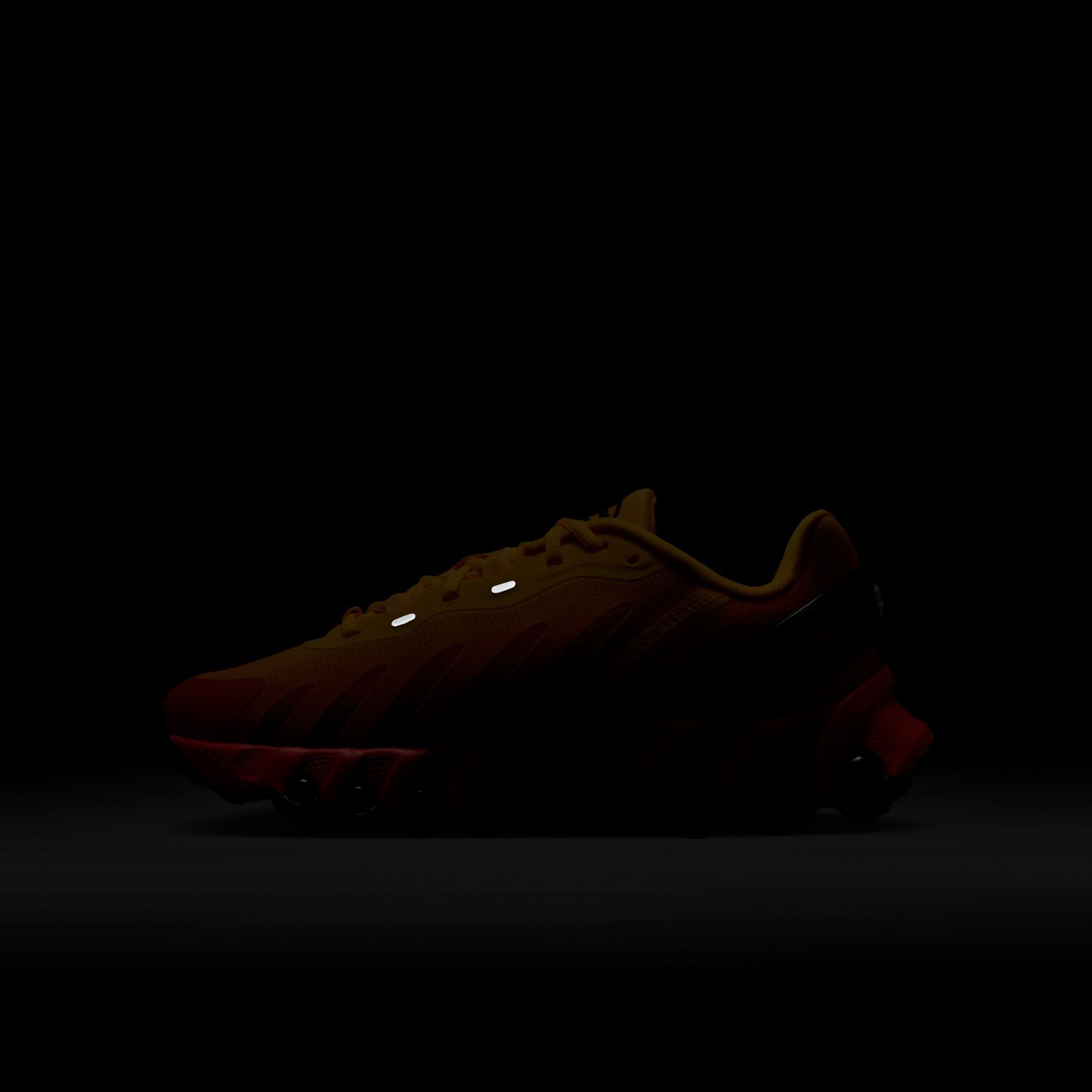 Nike Kids' Grade School Air Max Dn8 Shoes product image