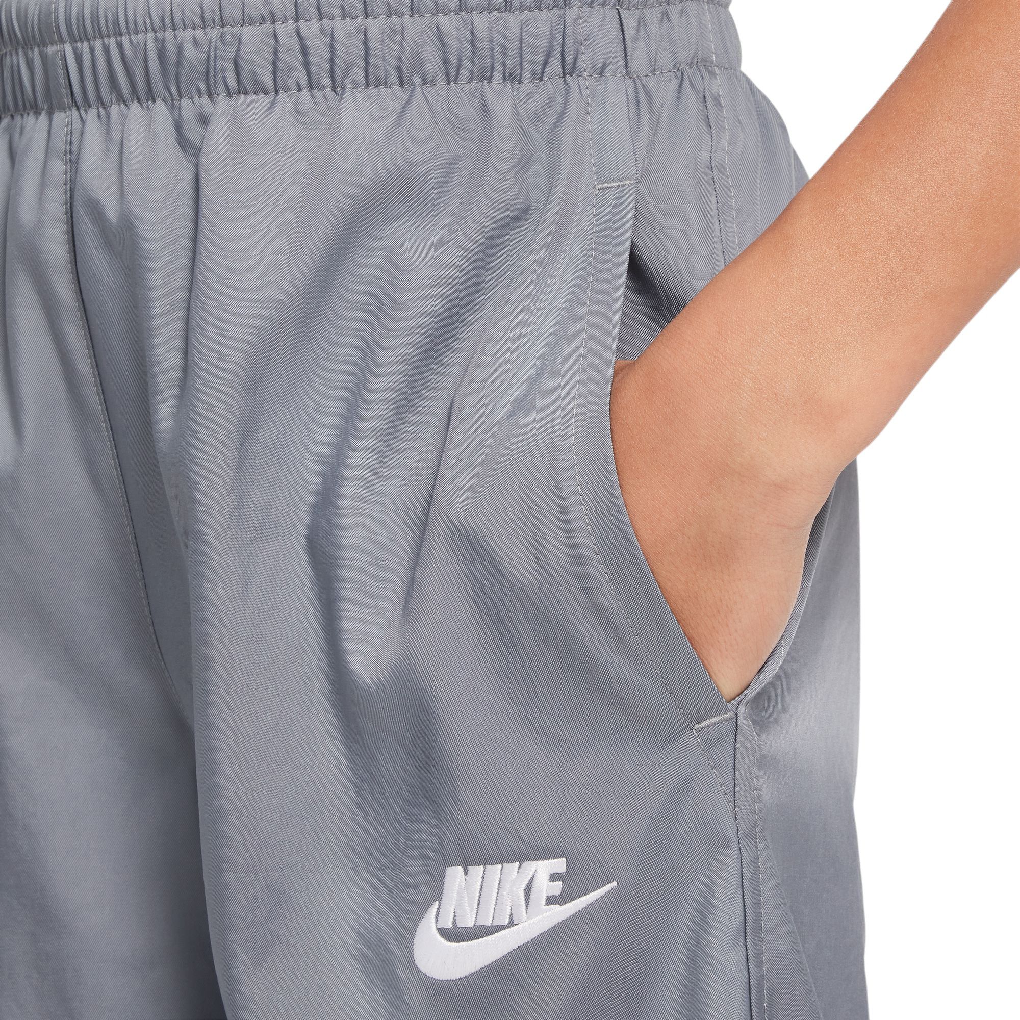 Nike Kids' Sportswear Club Woven Joggers product image