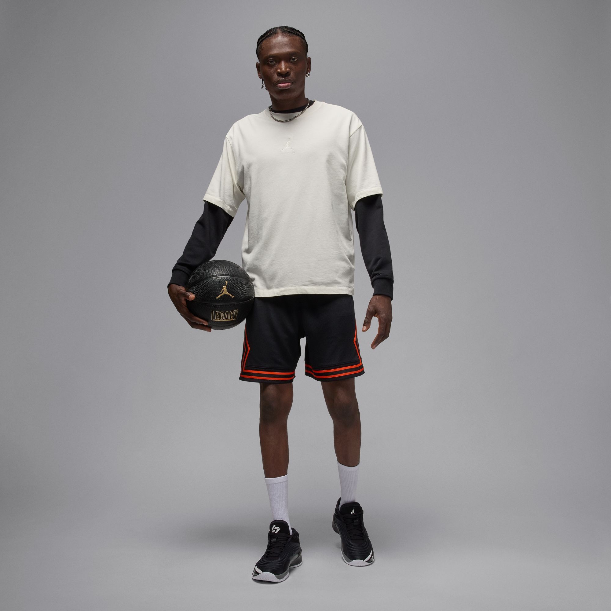 Jordan Men's Dri-FIT Sport Mesh Diamond Shorts product image