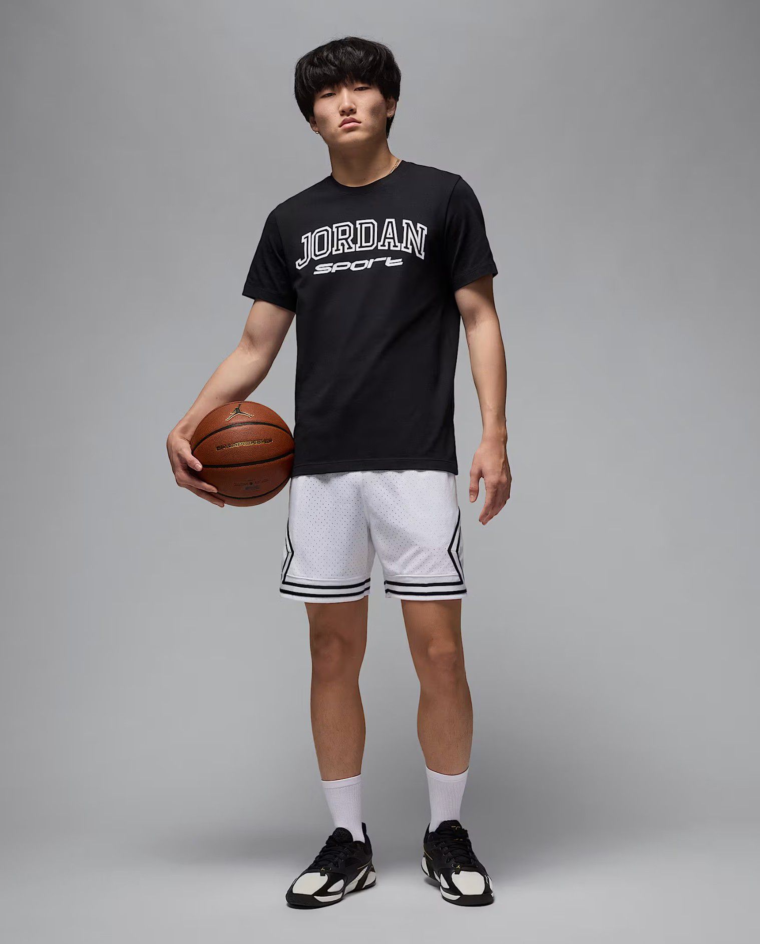 Jordan Men's Dri-FIT Sport Mesh Diamond Shorts product image