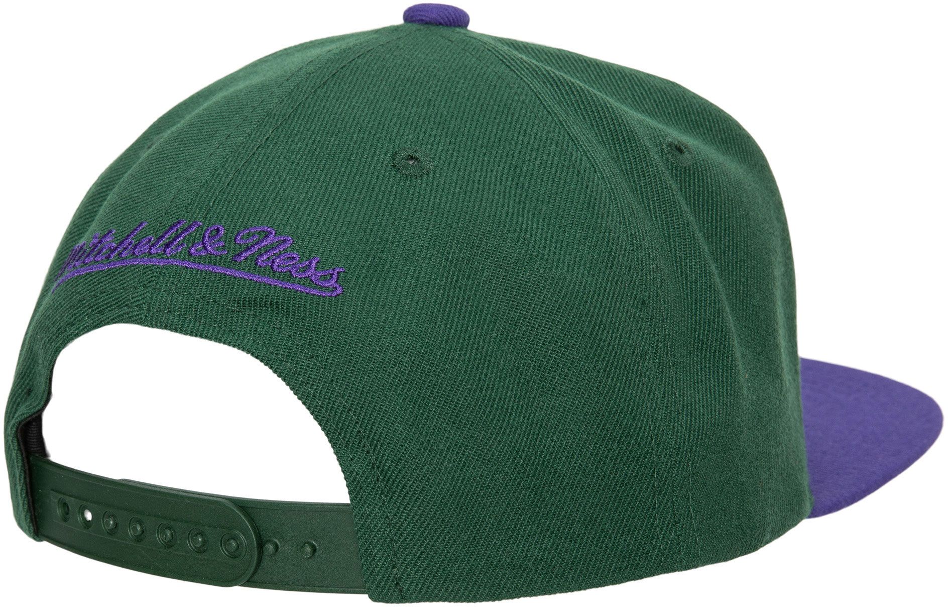 Mitchell & Ness Men's Milwaukee Bucks Two Tone Hardwood Classic Snapback Hat