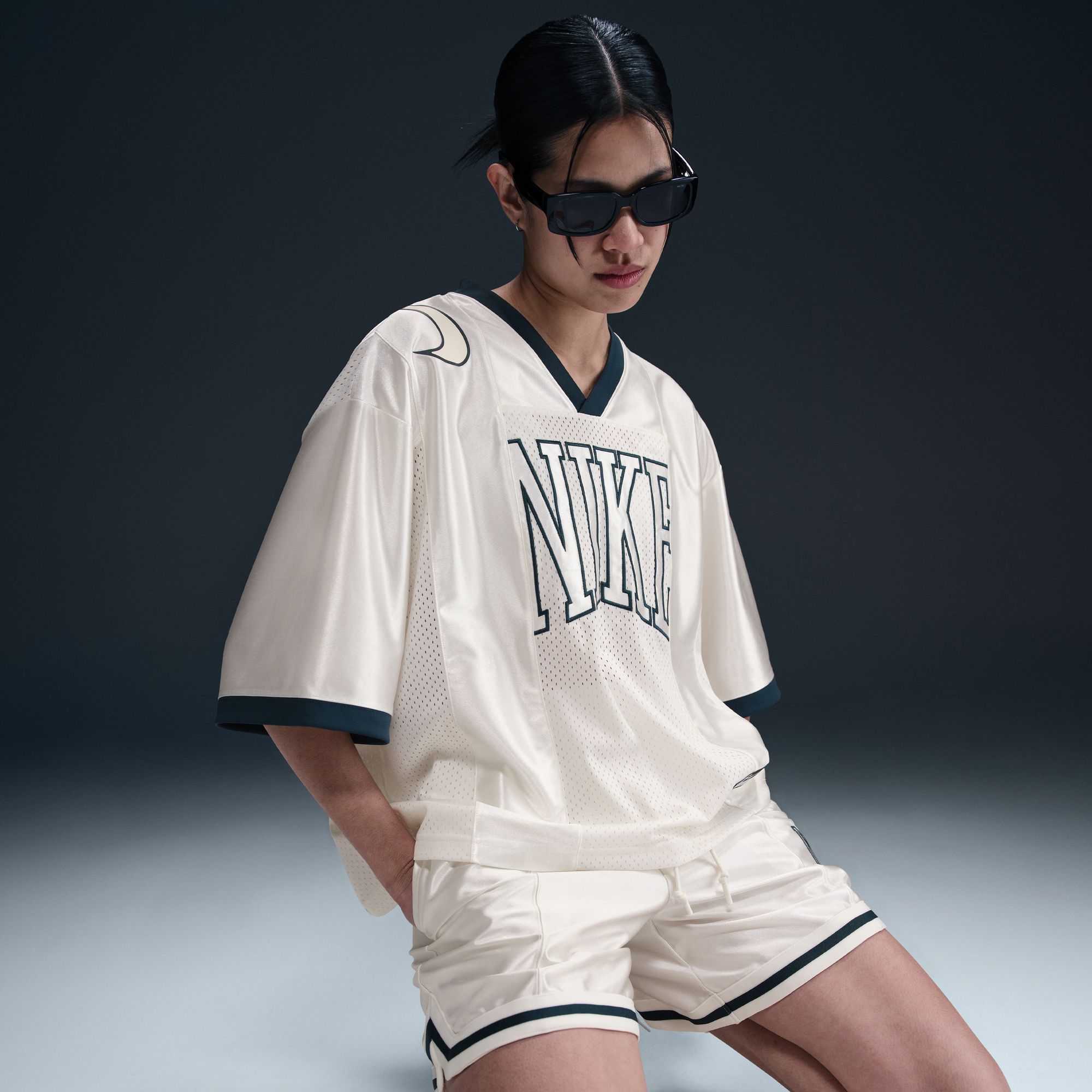 Nike Women's Sportswear Street Oversized Short-Sleeve Graphic Jersey product image