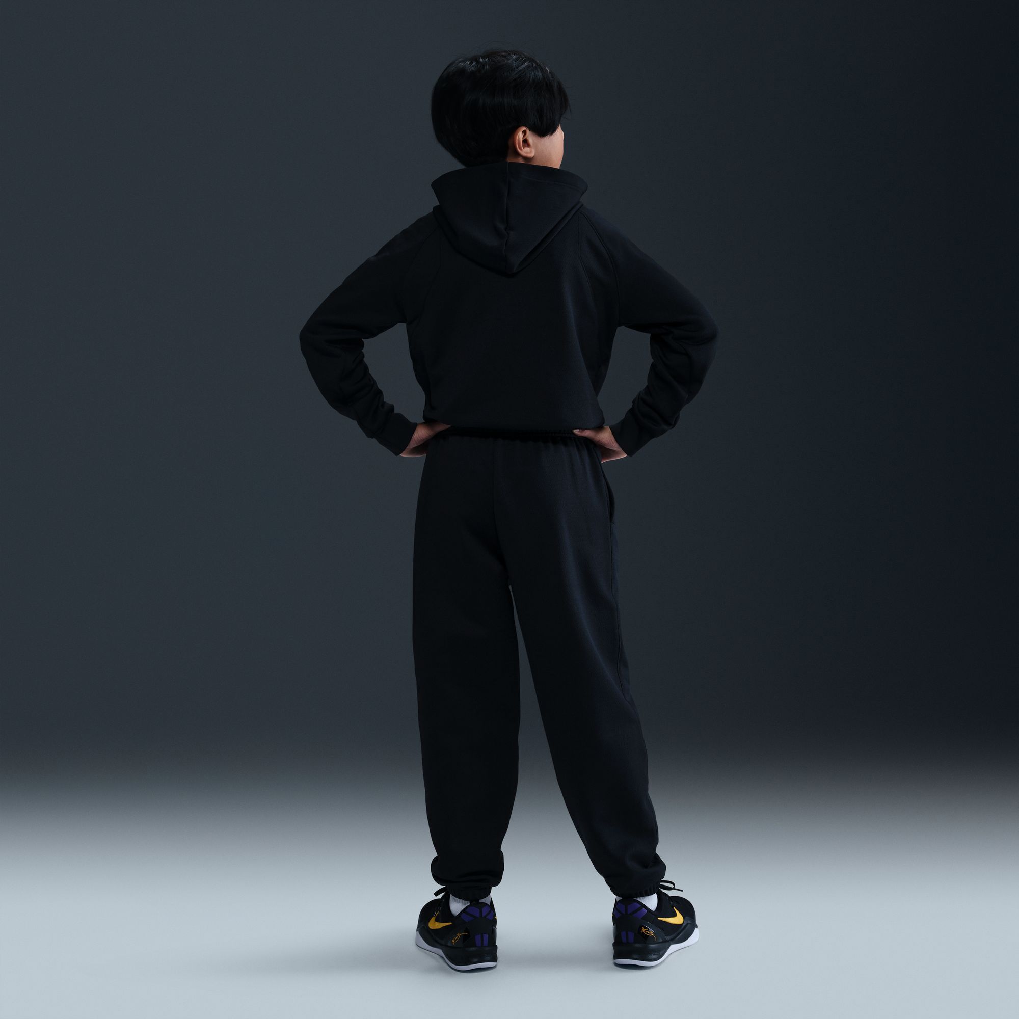 Nike Kid's Kobe Therma-FIT Pants product image