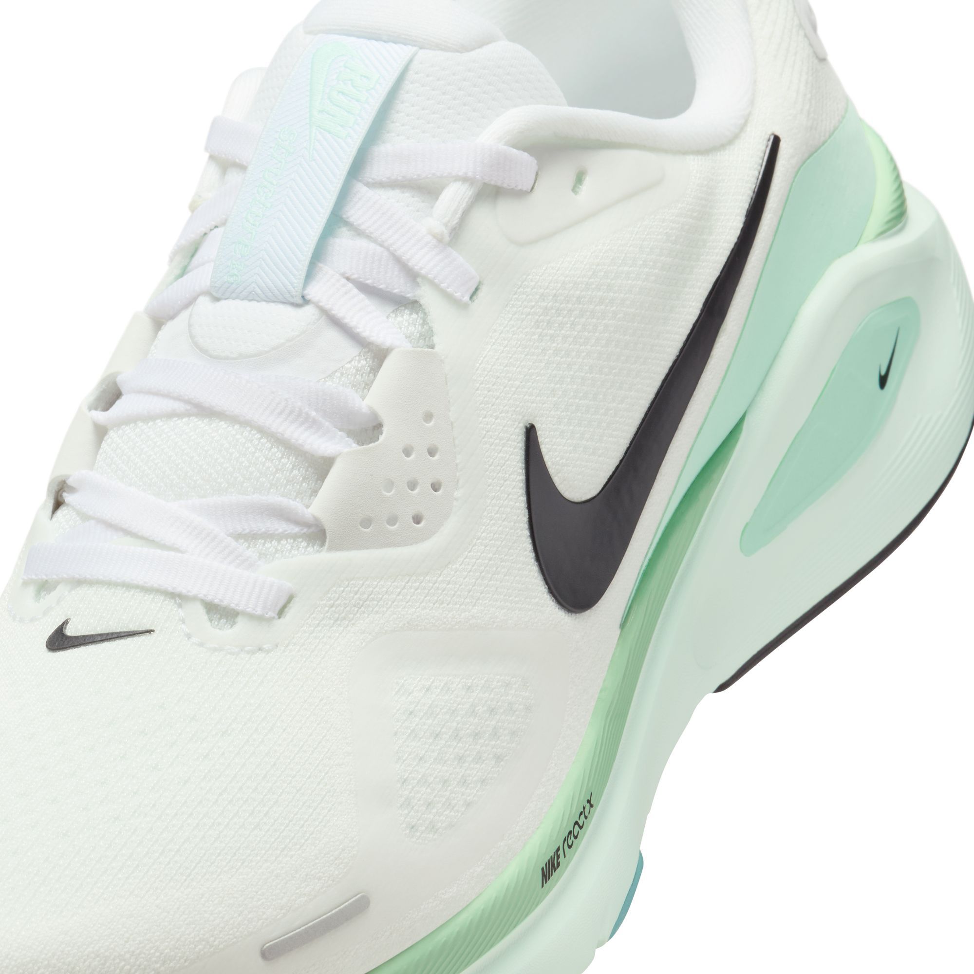 Nike Women's Structure 26 Running Shoes product image