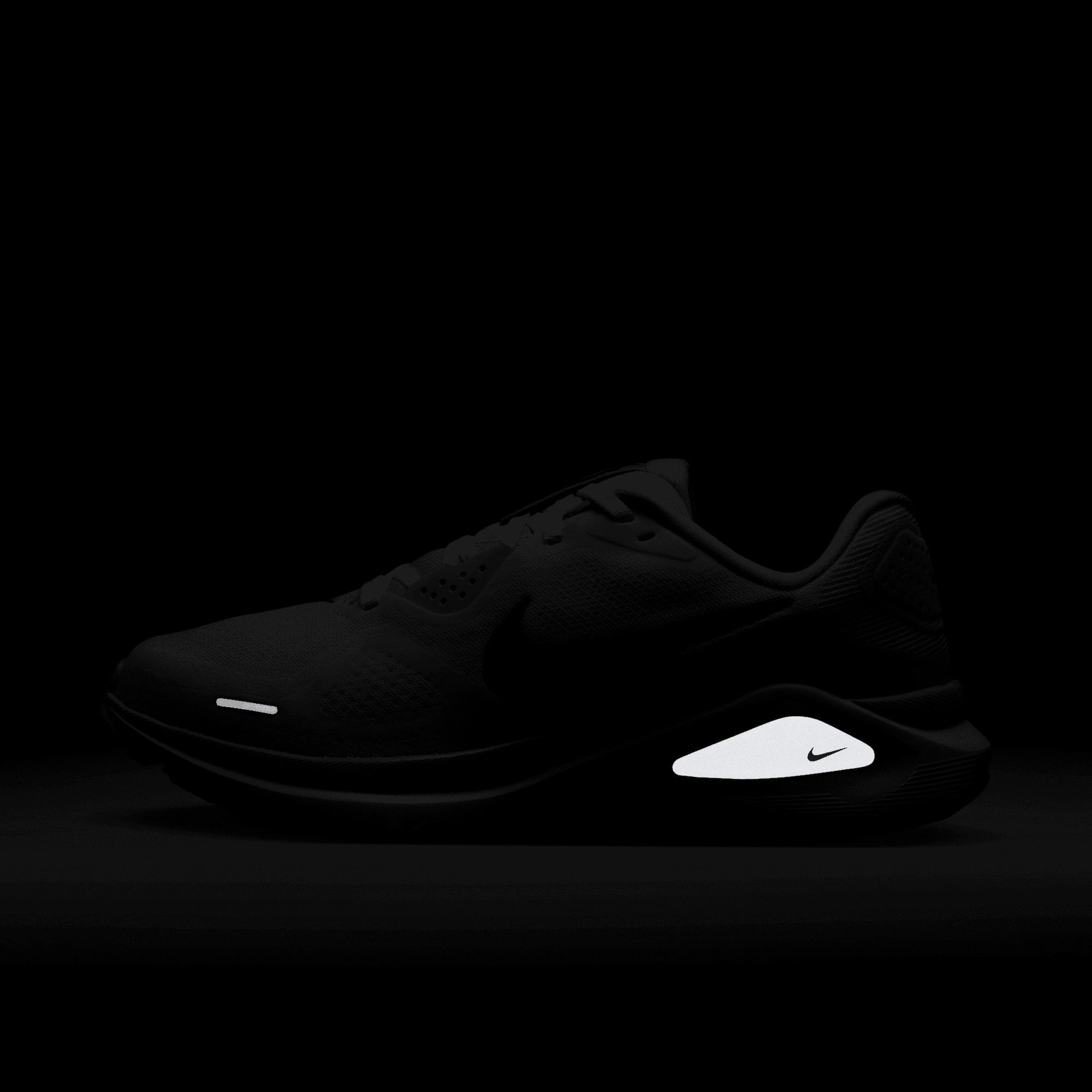 Nike Women's Structure 26 Running Shoes product image