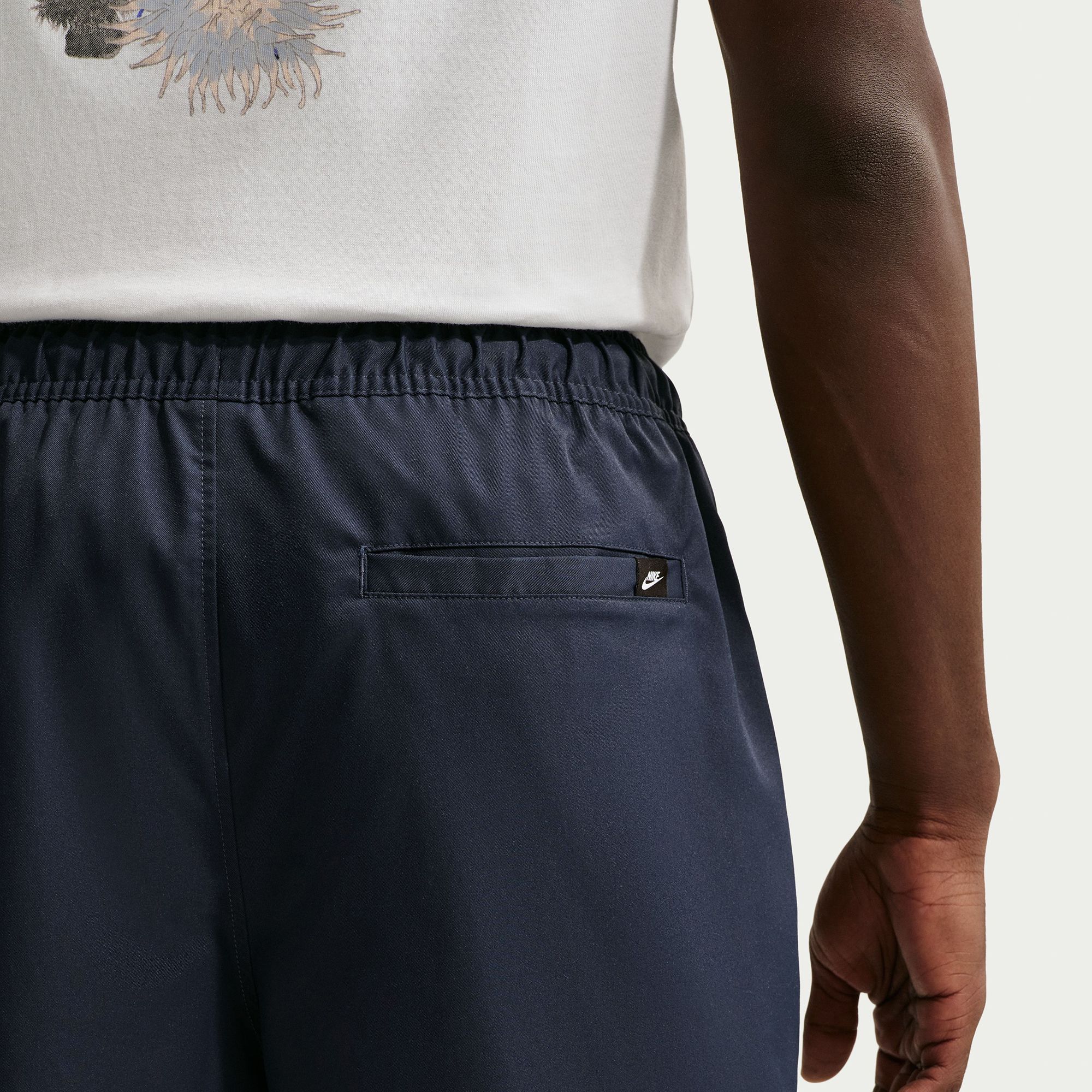 Nike Men's Club Woven Tapered Pants product image