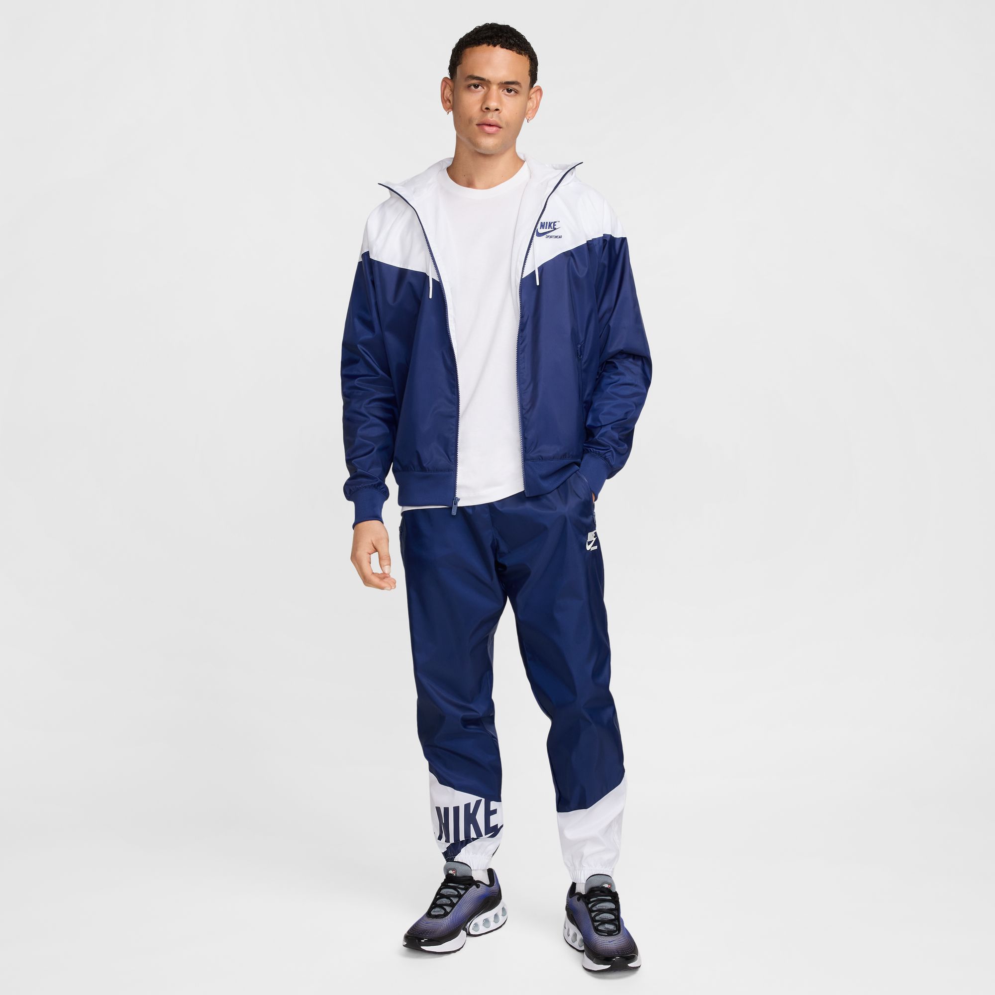 Nike Men's Windrunner Woven Lined Jacket
