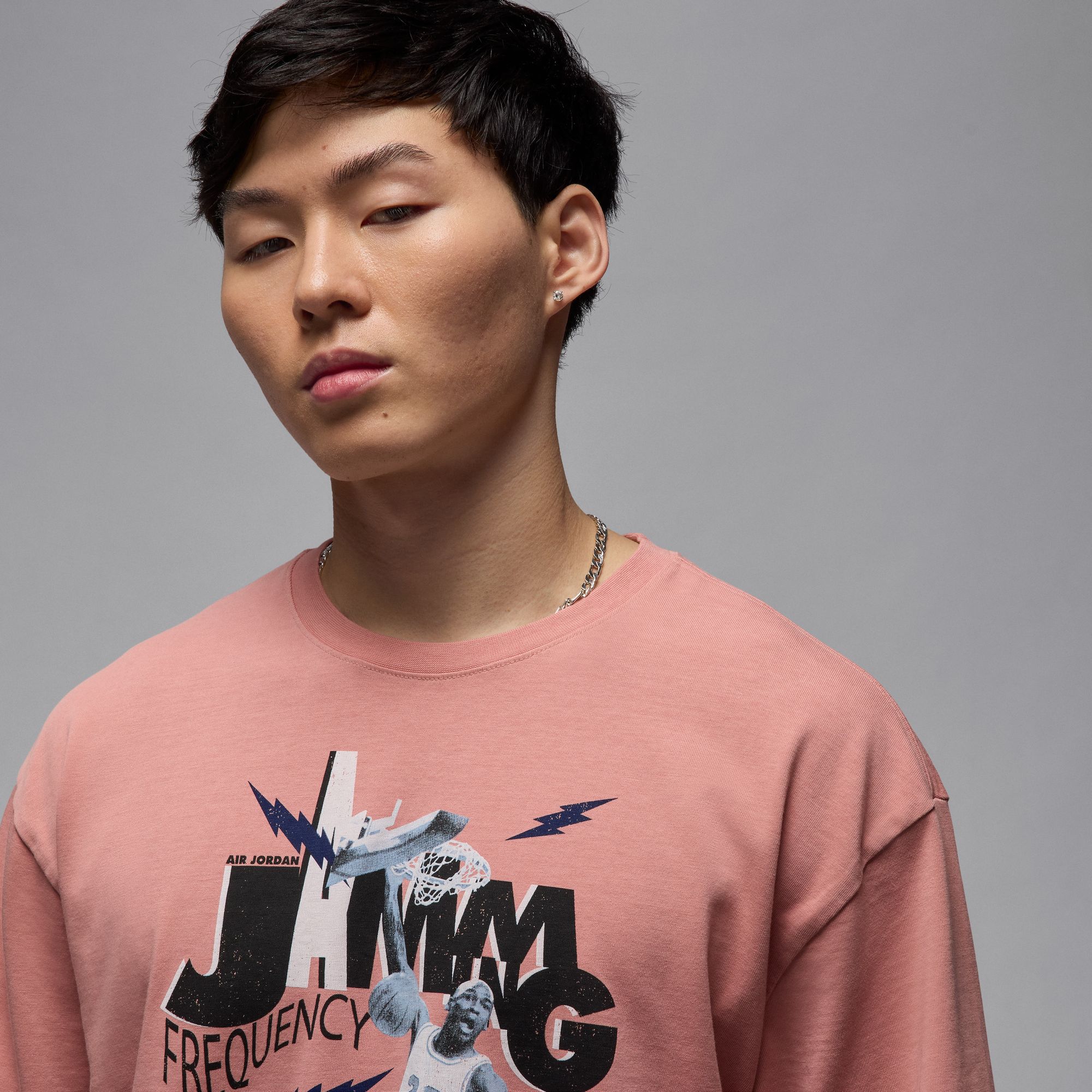 Jordan Men's Brand Jamming Frequency Graphic T-Shirt product image