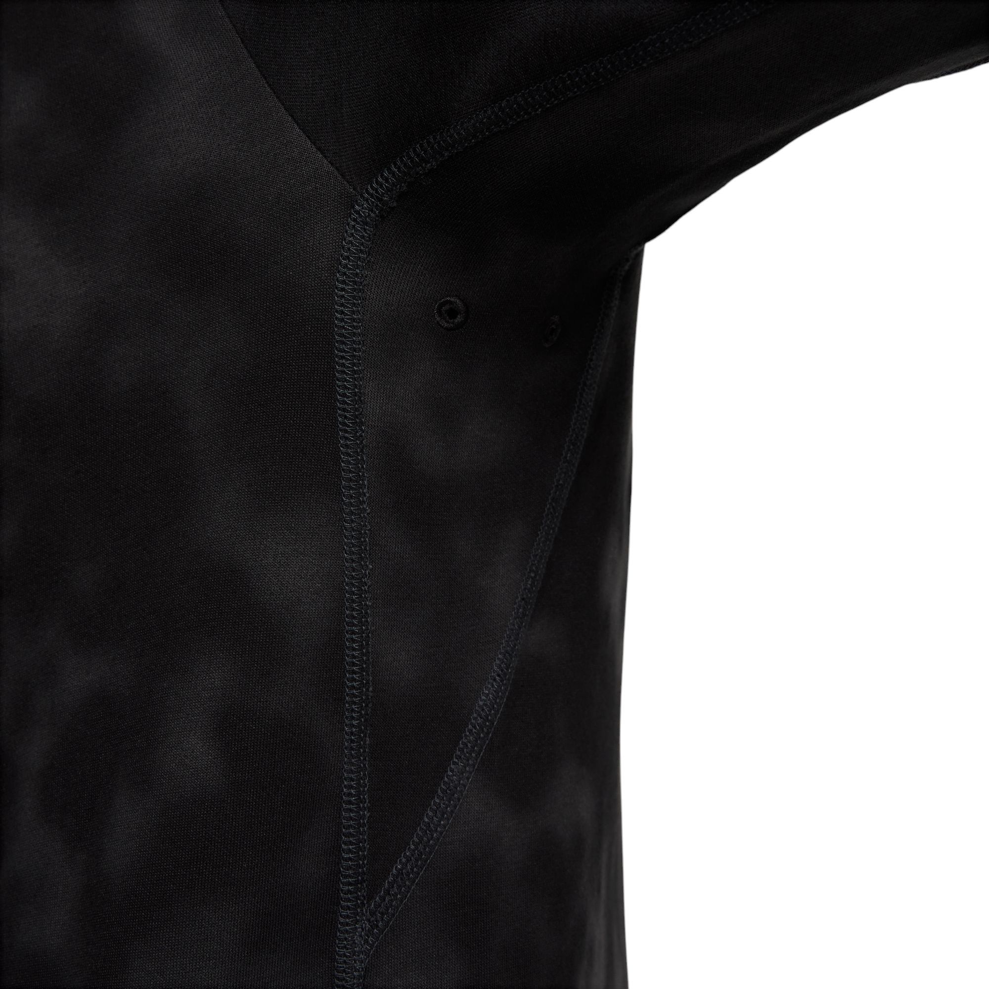 Nike Men's Dri-FIT Primary Long Sleeve Fitness Shirt product image