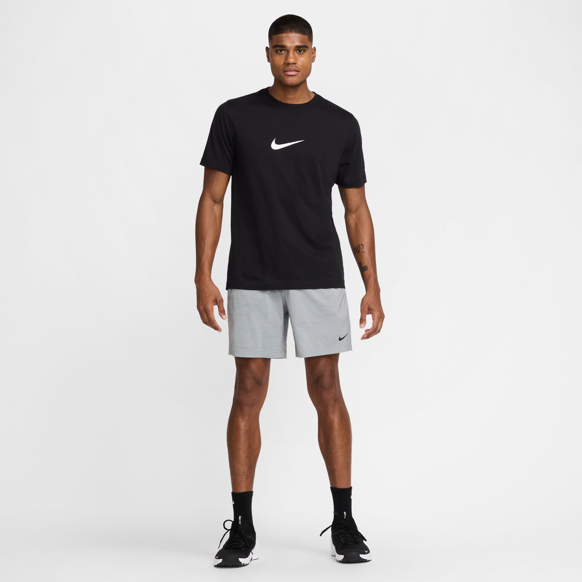 Nike Men's Form Dri-FIT 7" Unlined Versatile Shorts product image