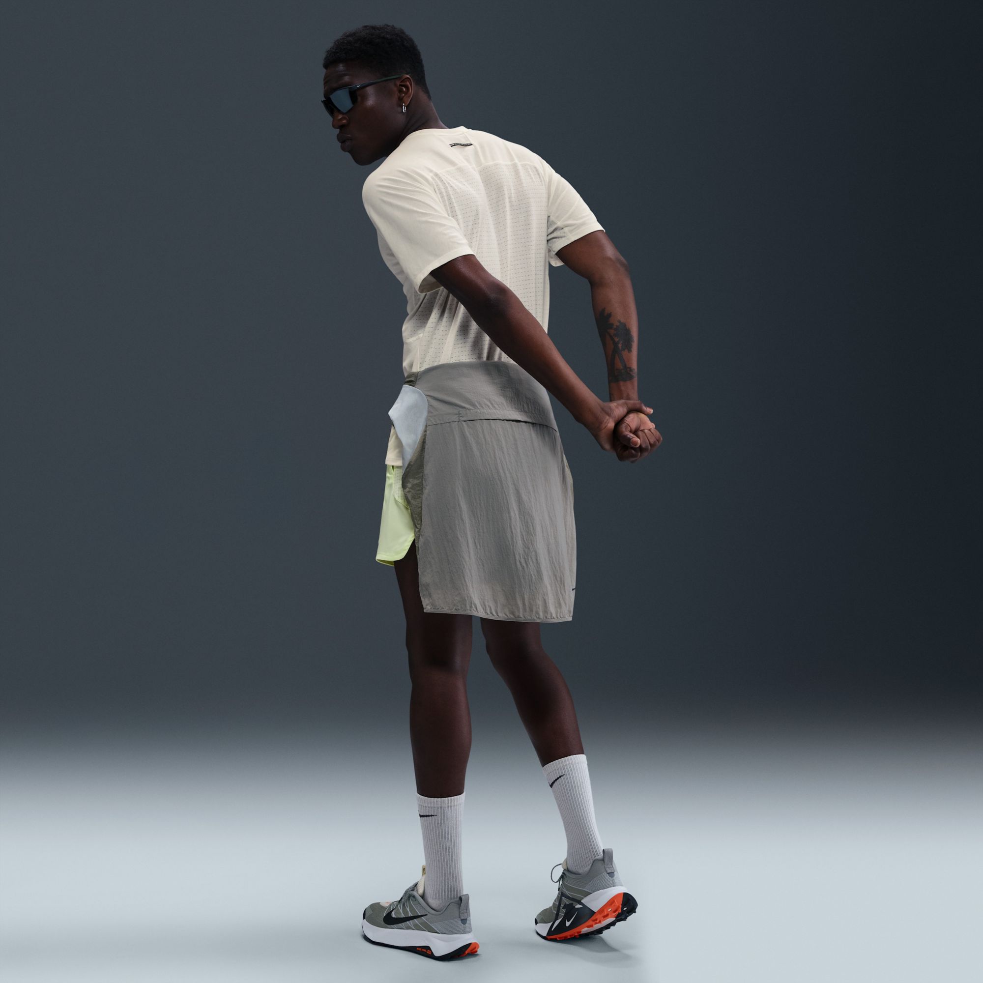 Nike Men's Solar Chase Dri-FIT ADV Short Sleeve Running Shirt product image