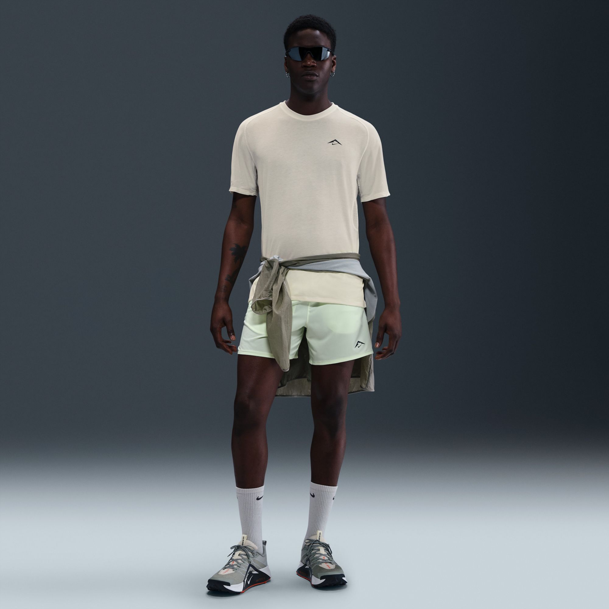 Nike Men's Solar Chase Dri-FIT ADV Short Sleeve Running Shirt product image