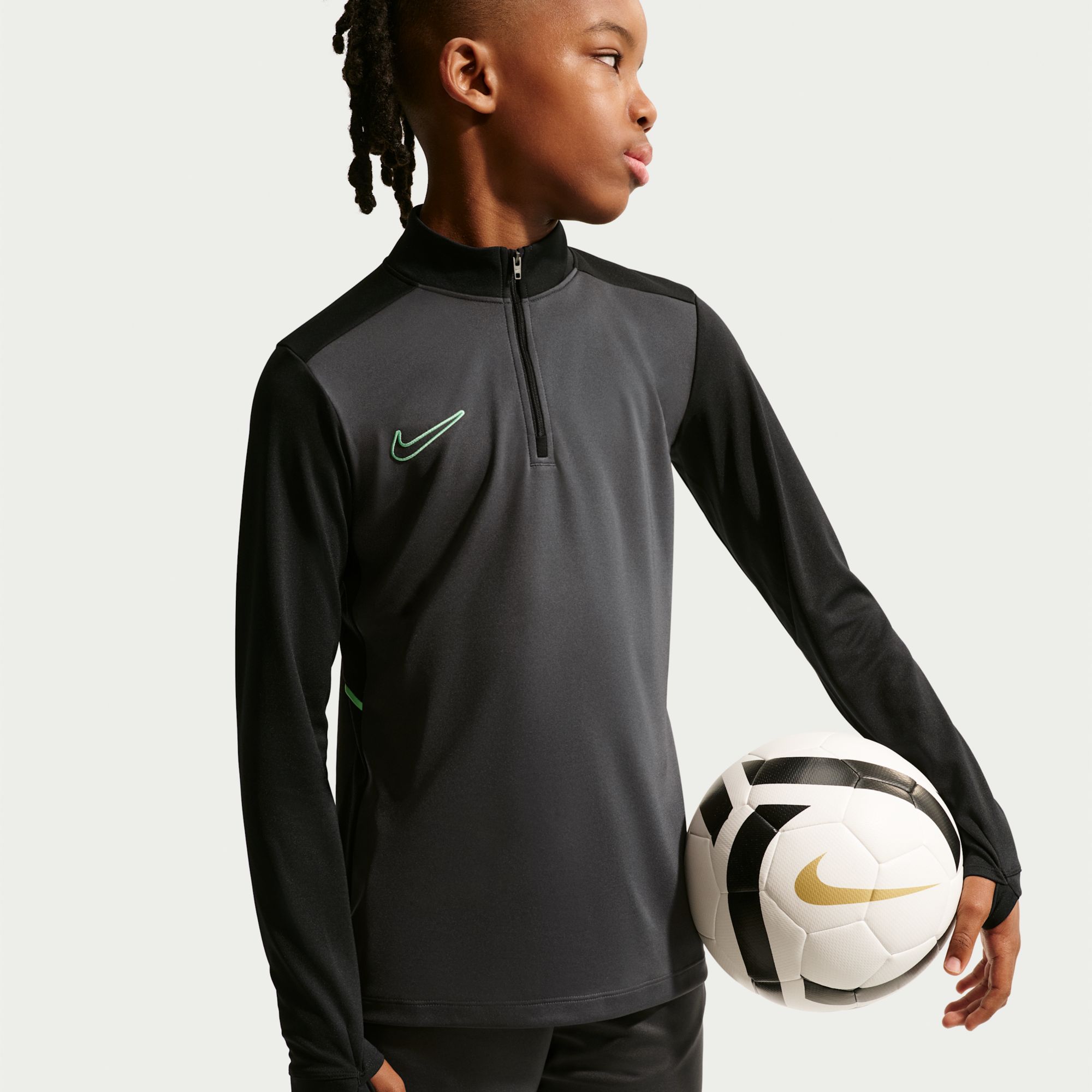 Nike Kids' Academy 25 Dri-FIT Drill Top product image
