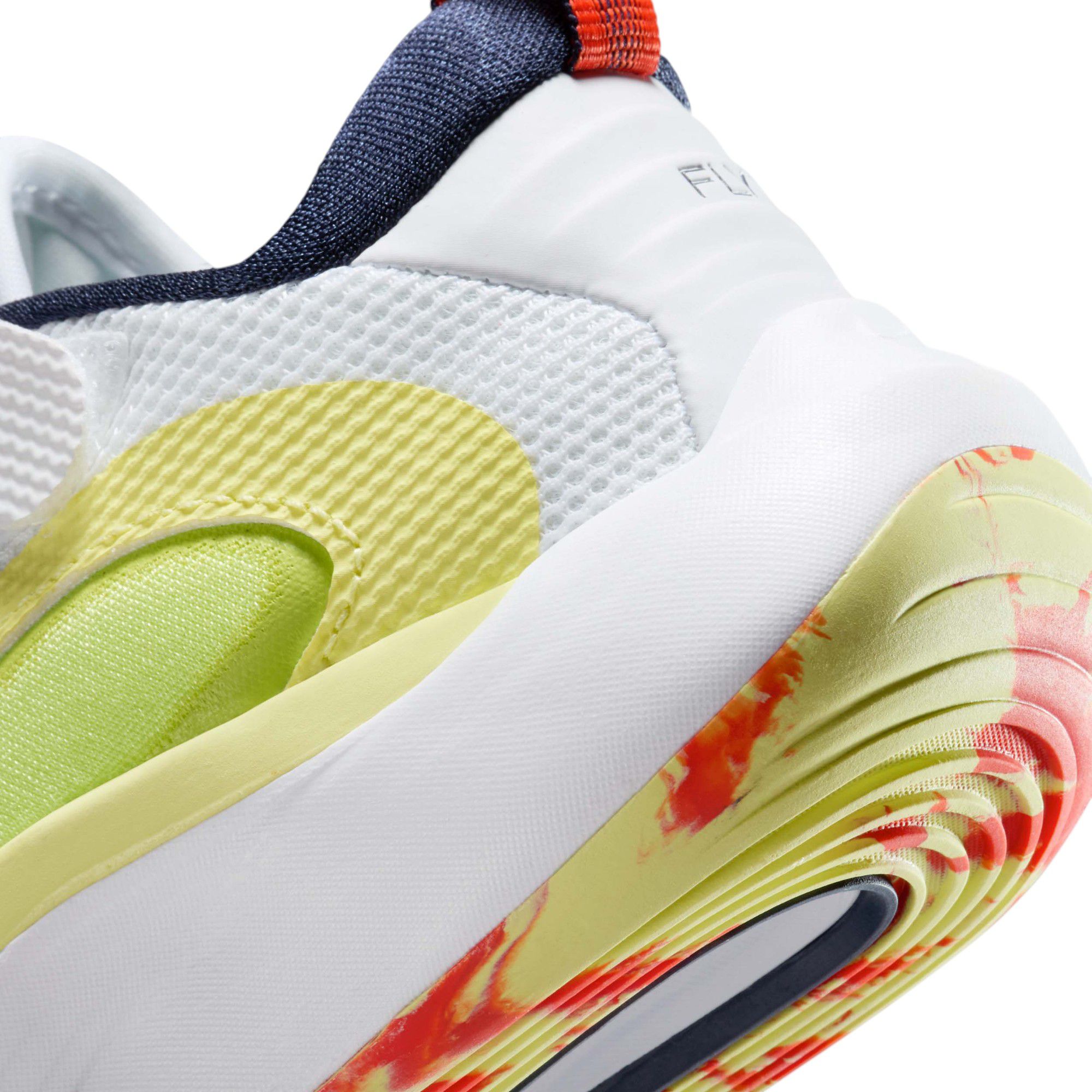 Nike Kids' Preschool IsoFly Basketball Shoes product image