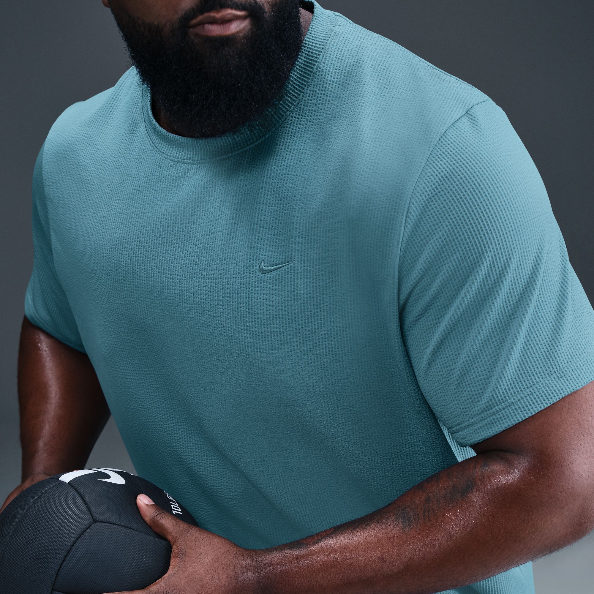 Nike Men's Dri-FIT Primary Seersucker T-Shirt product image