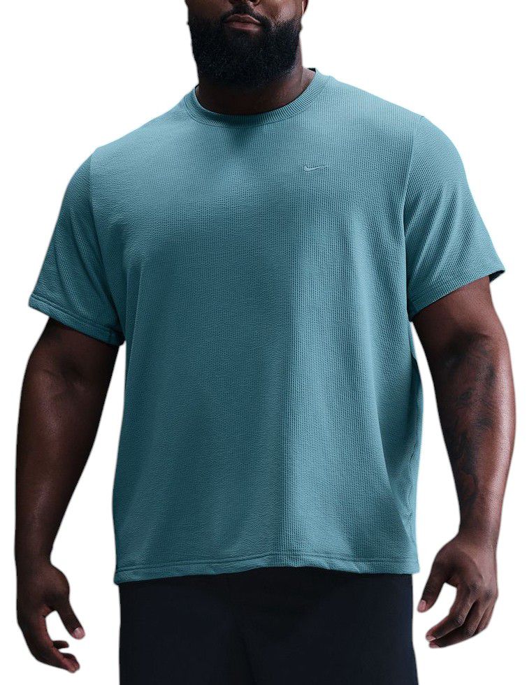 Nike Men's Dri-FIT Primary Seersucker T-Shirt product image