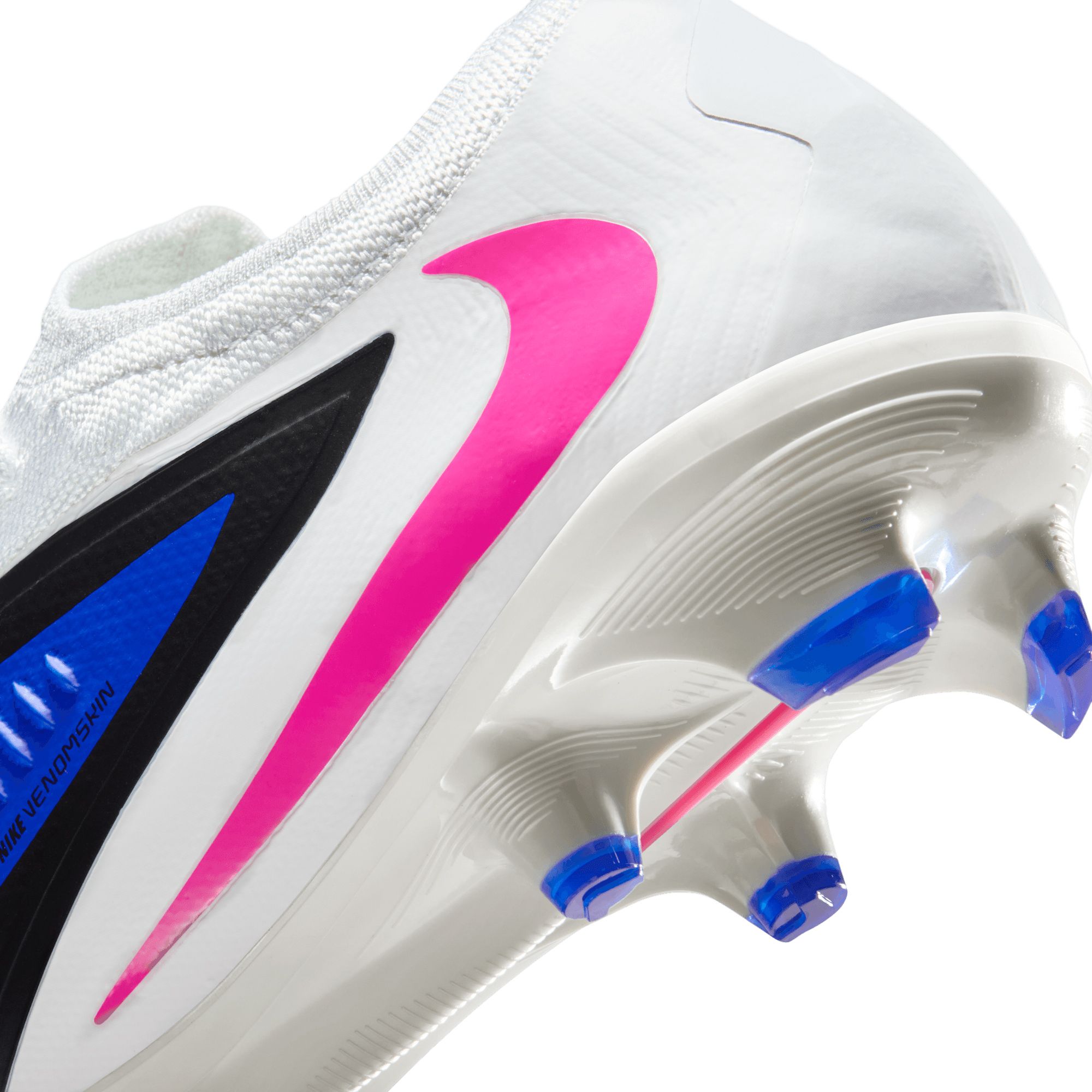 Nike Phantom 6 Pro FG Soccer Cleats product image
