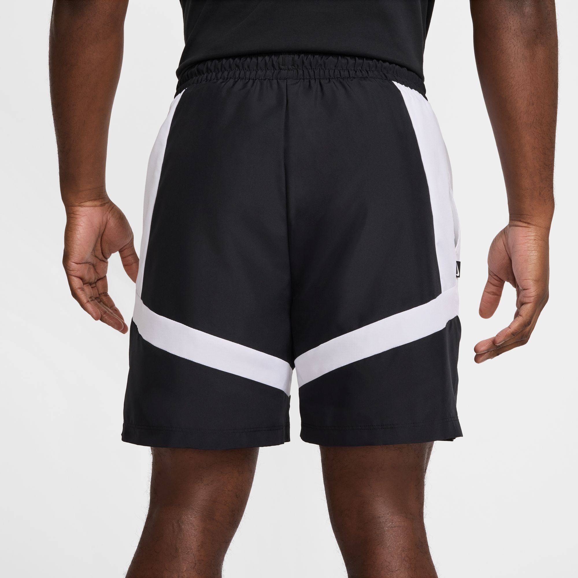 Nike Men's Dri-FIT Woven Icon 6" Basketball Shorts product image