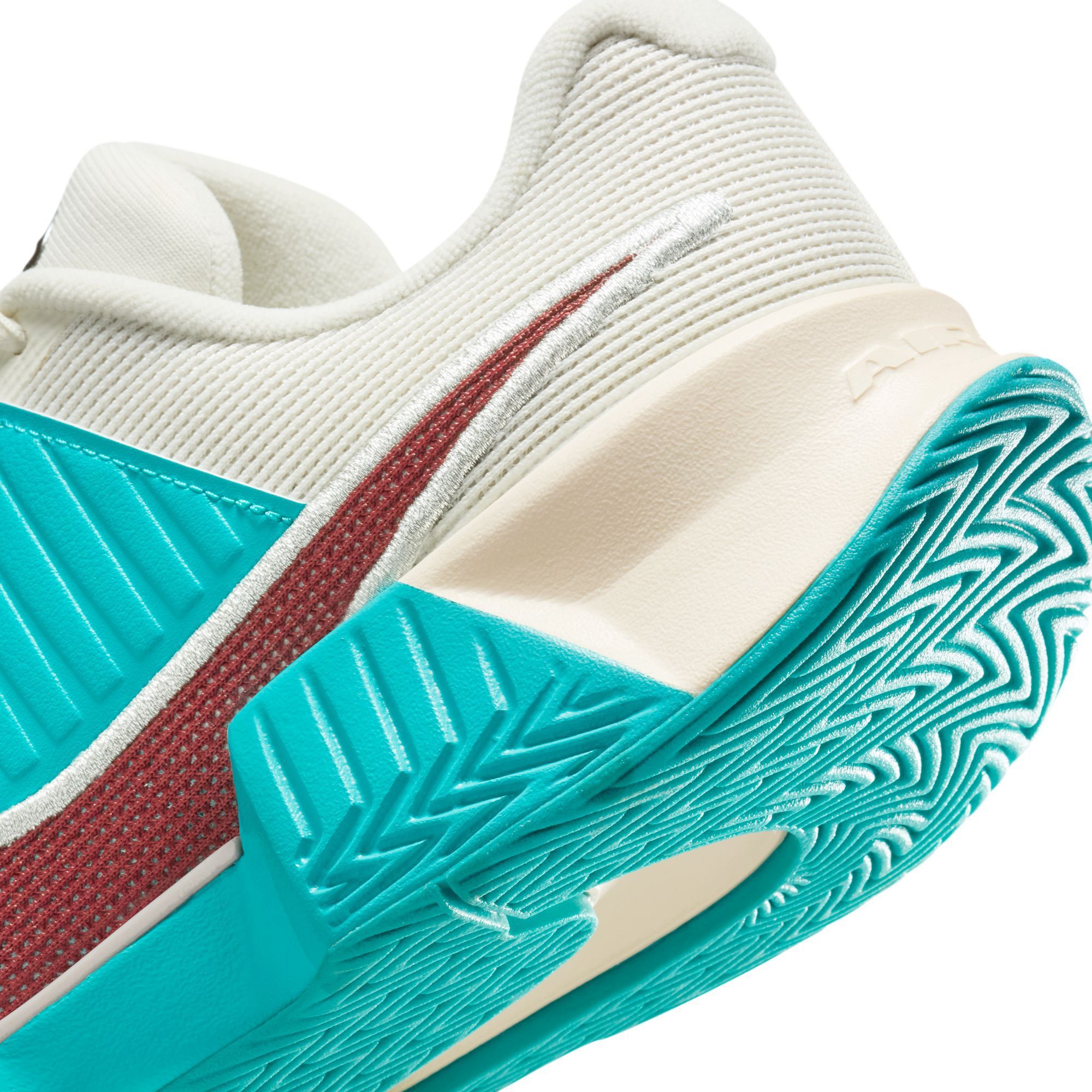 Nike Women's GP Challenge Pro Premium Tennis Shoes product image